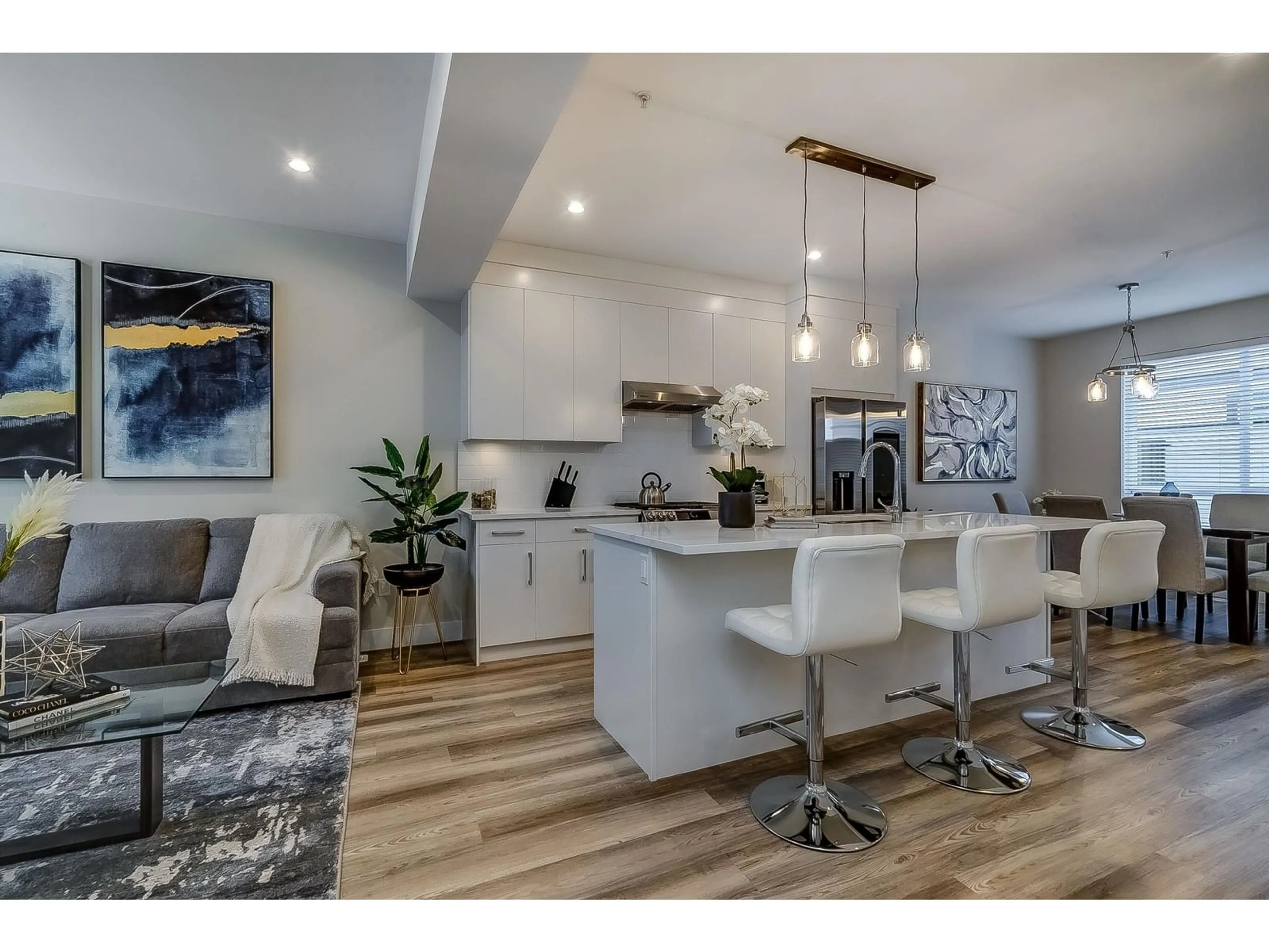 Open concept kitchen, unknown for 15 - 5515 199A, Langley British Columbia V3A1J7