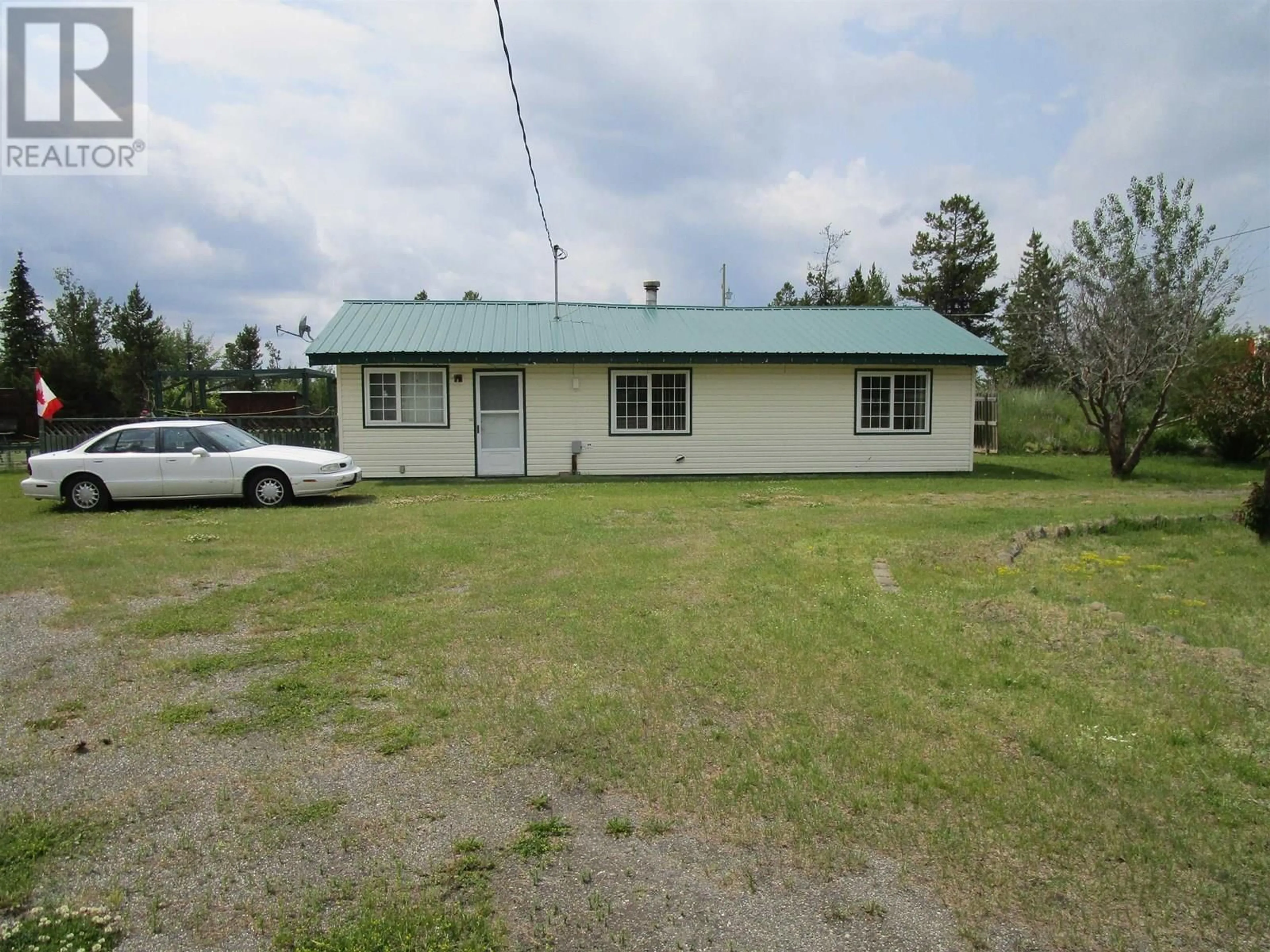 Unknown for 2420 MAPLE ROAD, 70 Mile House British Columbia V0K2K0