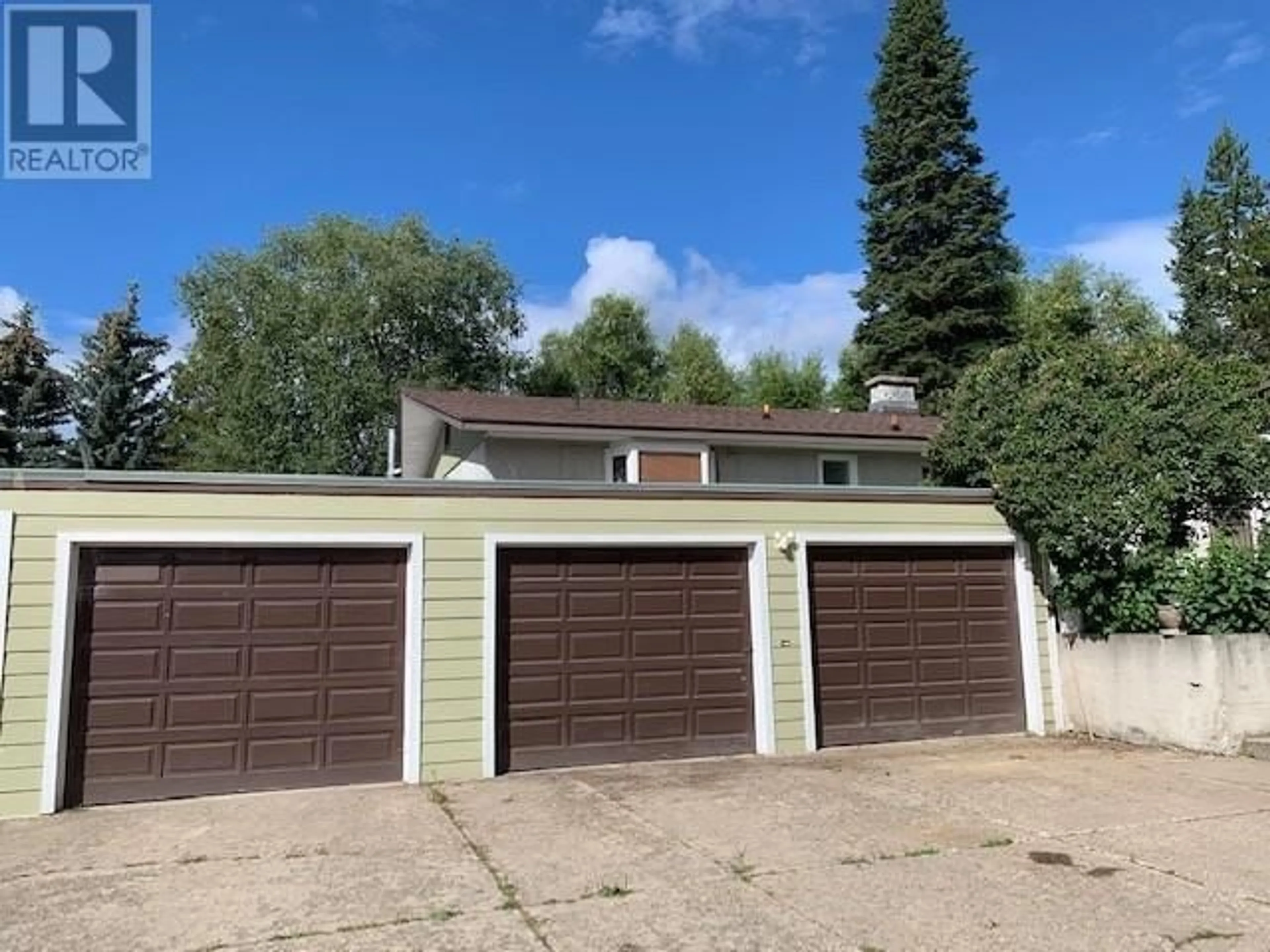 Indoor garage for 4505 BUBA ROAD, Prince George British Columbia V2K1S5