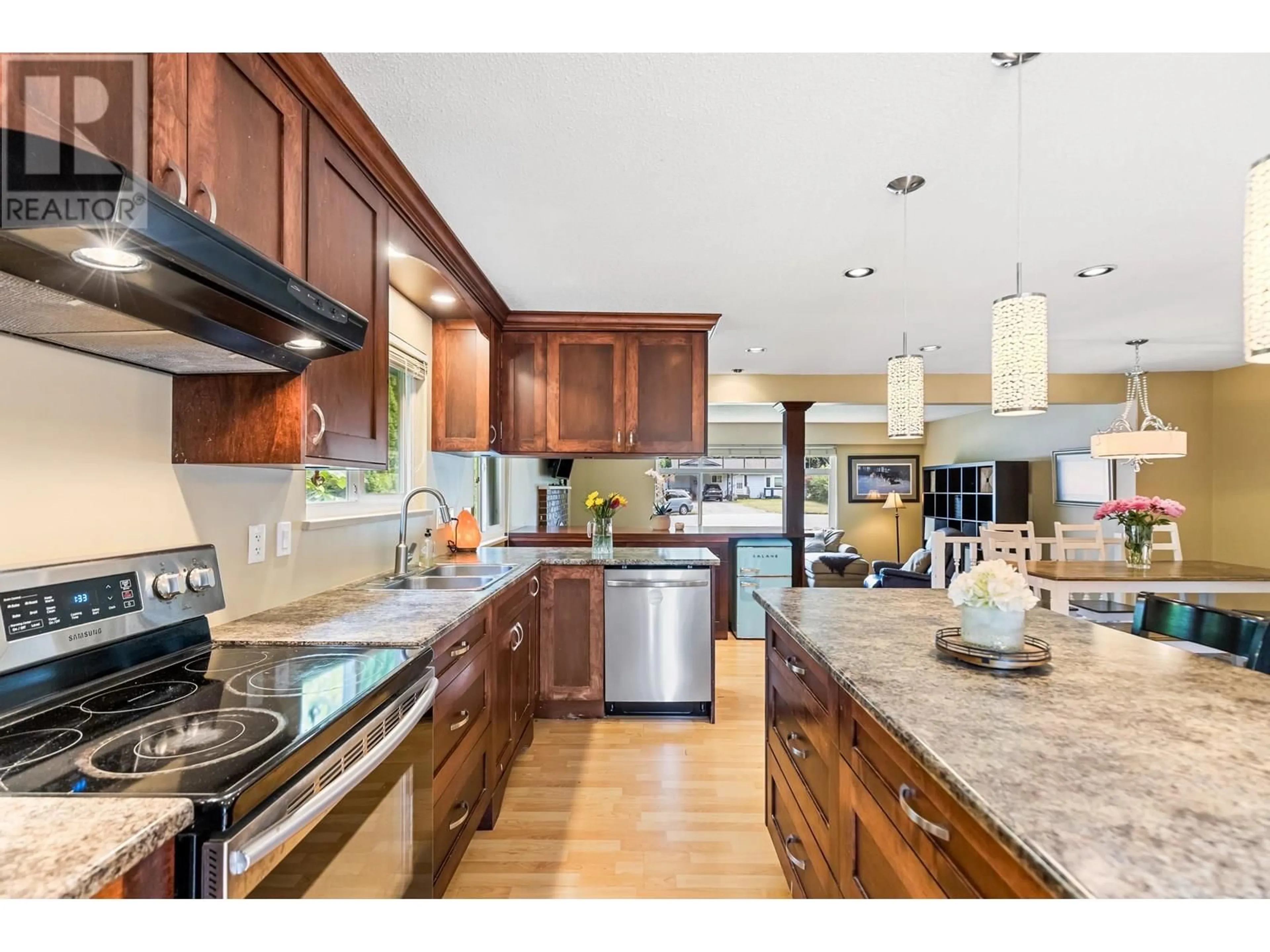 Open concept kitchen, unknown for 21665 HOWISON AVENUE, Maple Ridge British Columbia V2X2W5