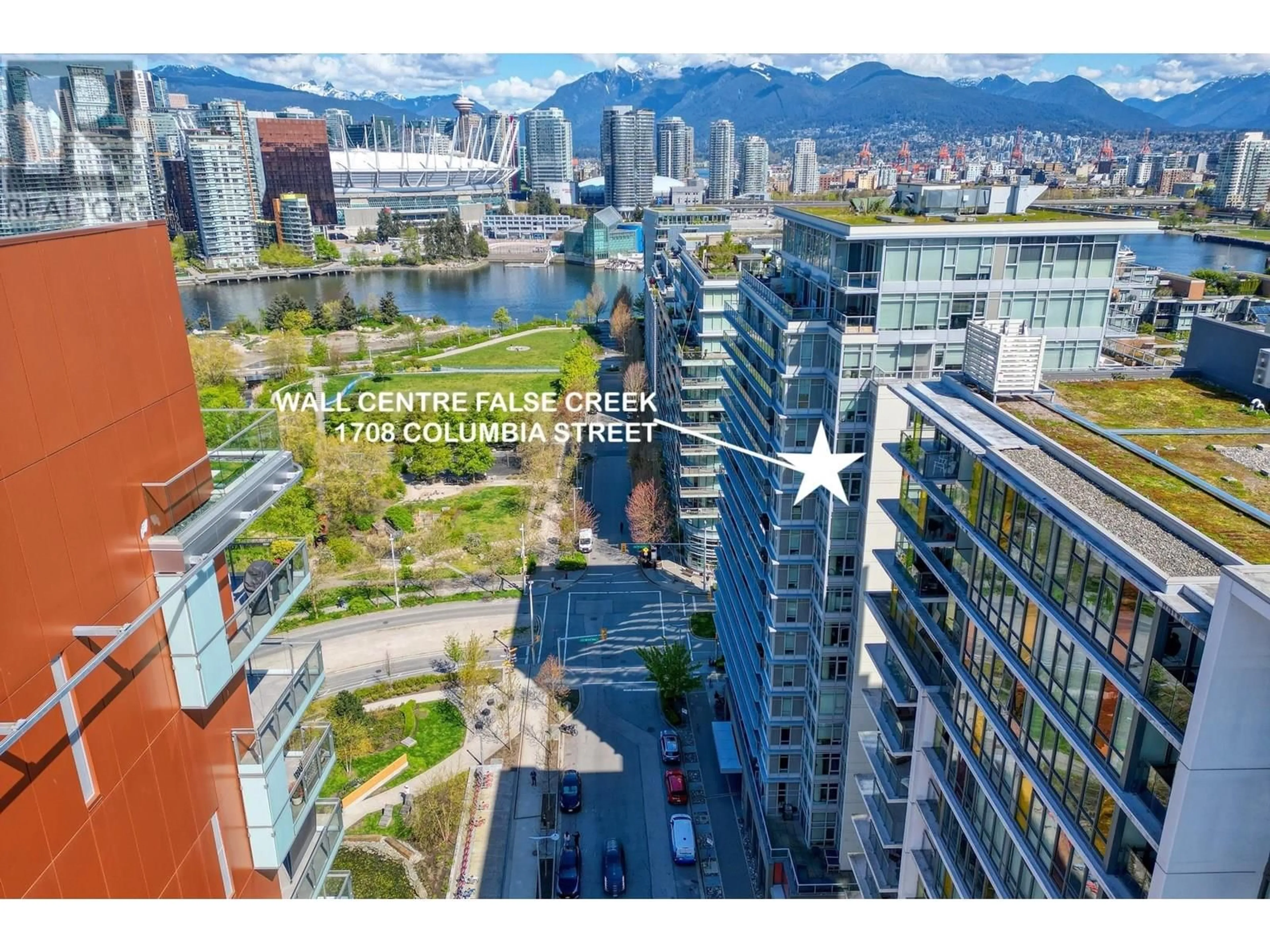A pic from outside/outdoor area/front of a property/back of a property/a pic from drone, city buildings view from balcony for 603 - 1708 COLUMBIA STREET, Vancouver British Columbia V5Y0H7