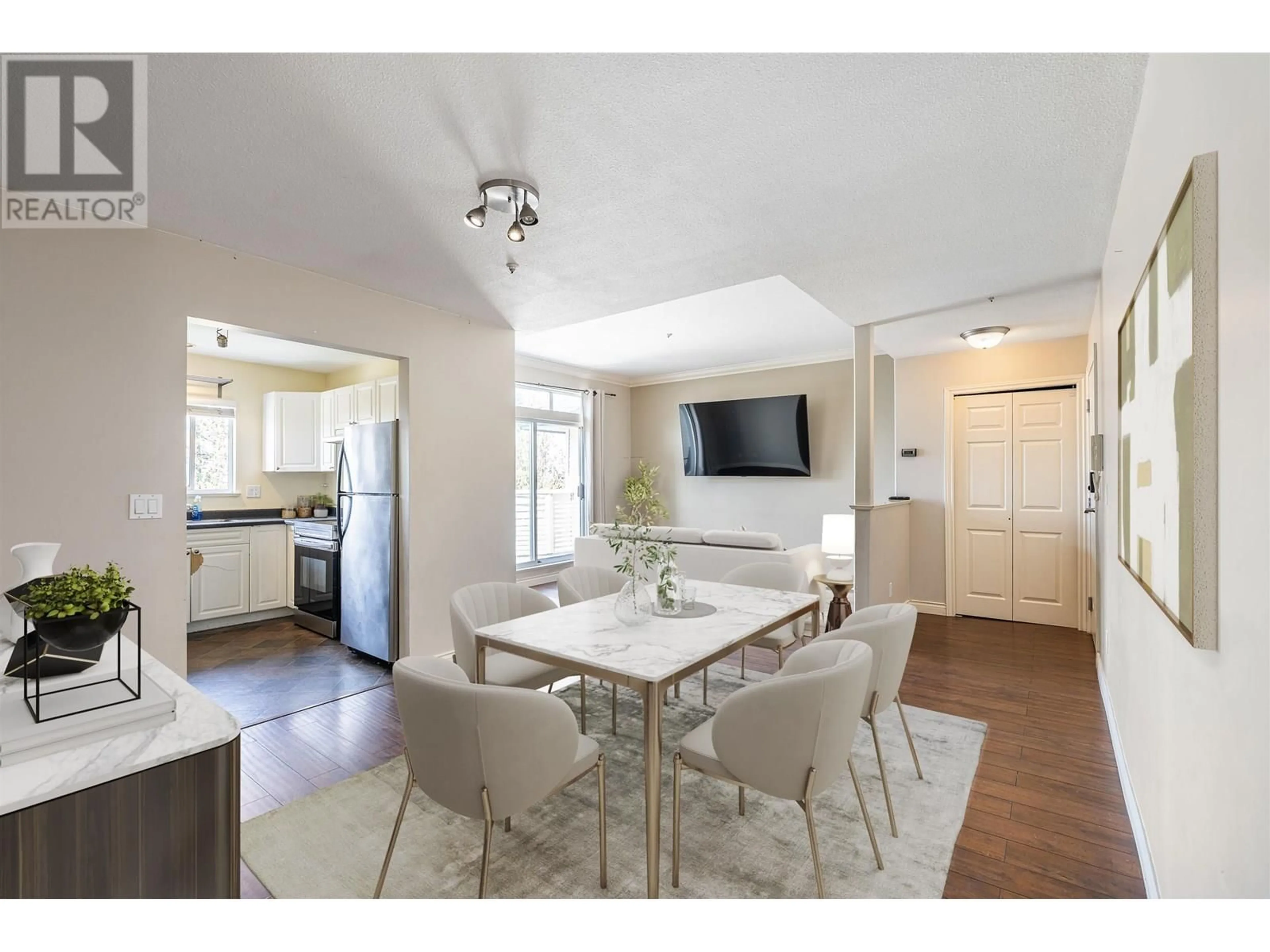 Open concept kitchen, unknown for 402 - 20556 113 AVENUE, Maple Ridge British Columbia V2X1Z3