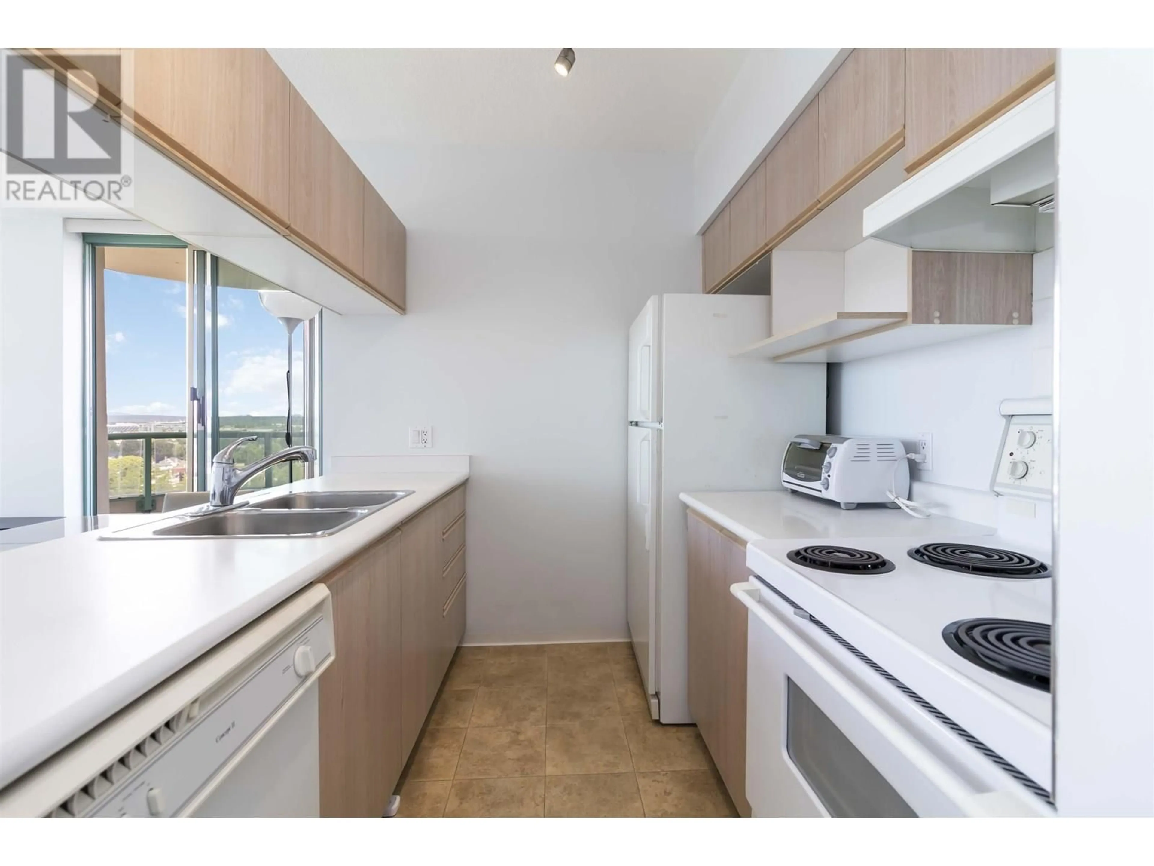 Standard kitchen, unknown for 1402 - 8871 LANSDOWNE ROAD, Richmond British Columbia V6X3X8