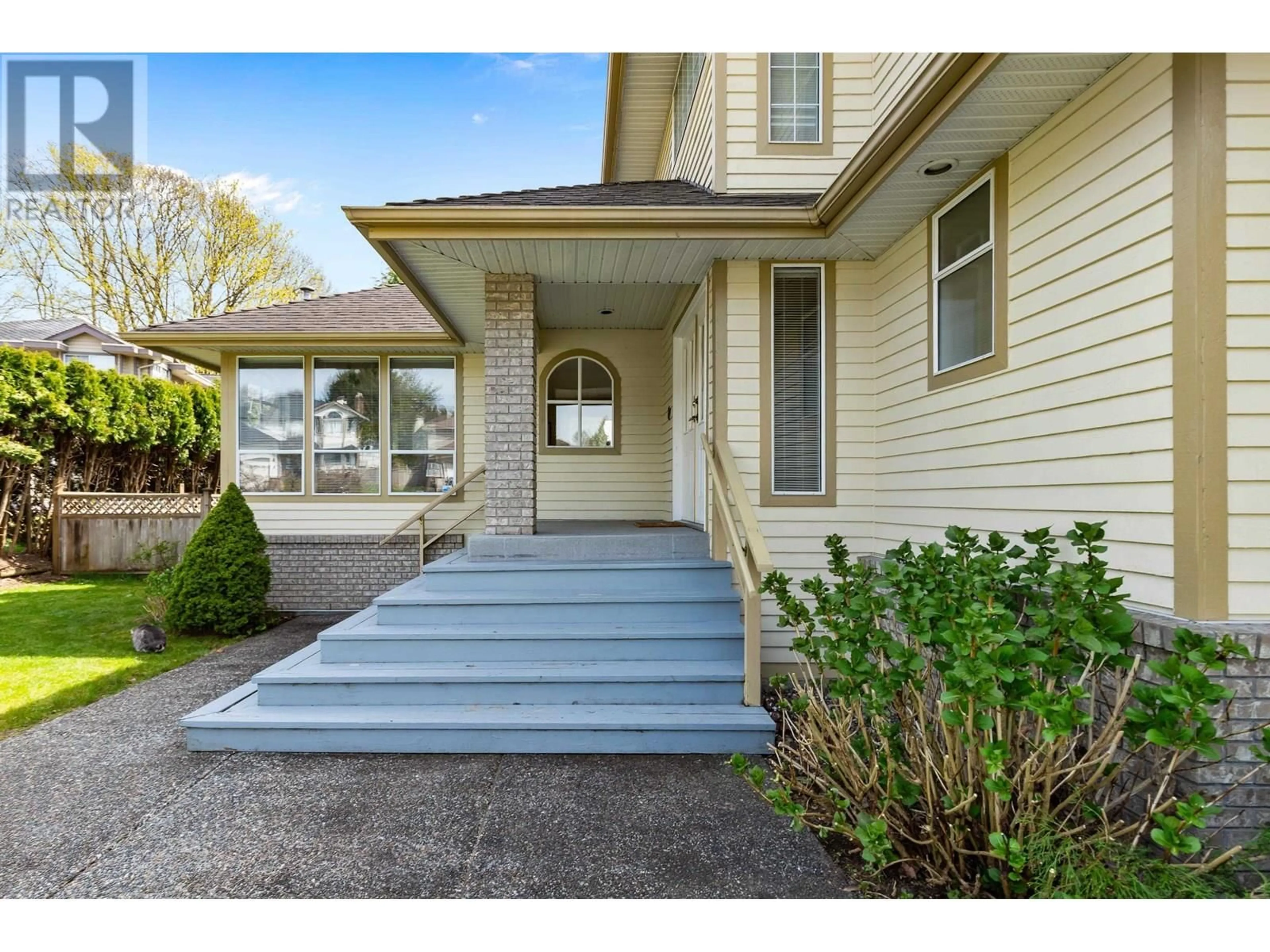 Home with vinyl exterior material, street for 23460 108B AVENUE, Maple Ridge British Columbia V2W1A9