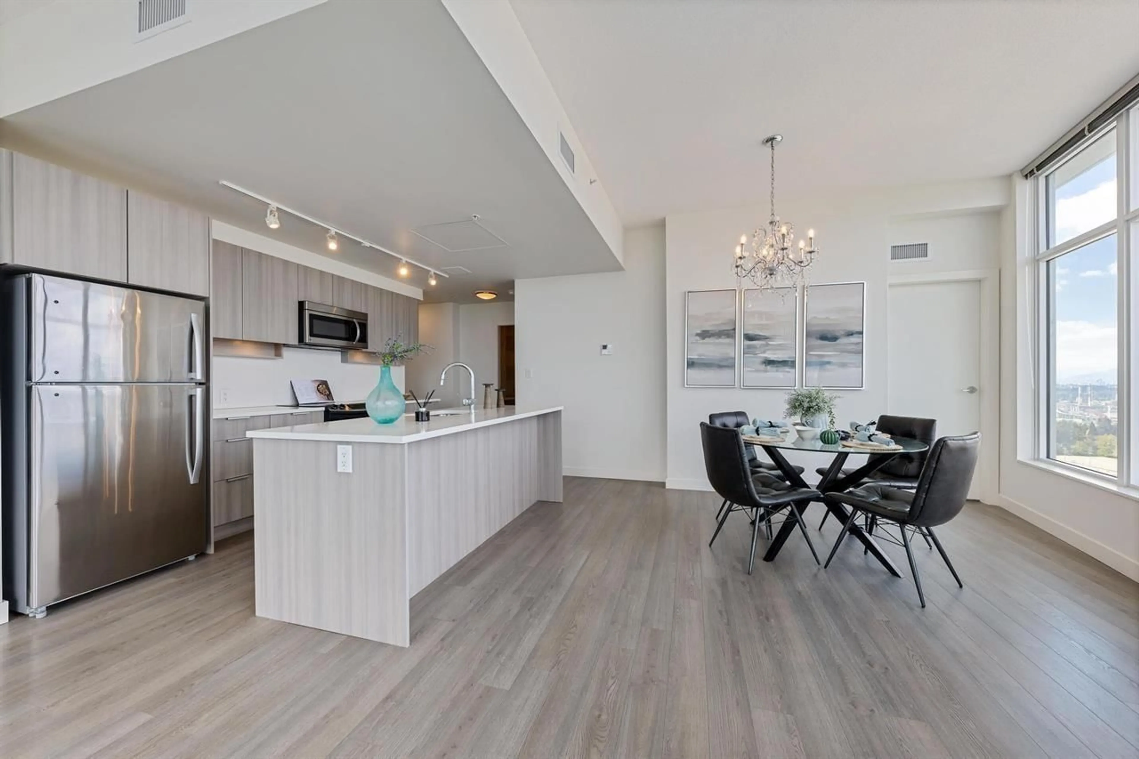Open concept kitchen, unknown for 3307 - 13308 CENTRAL, Surrey British Columbia V3T0M4
