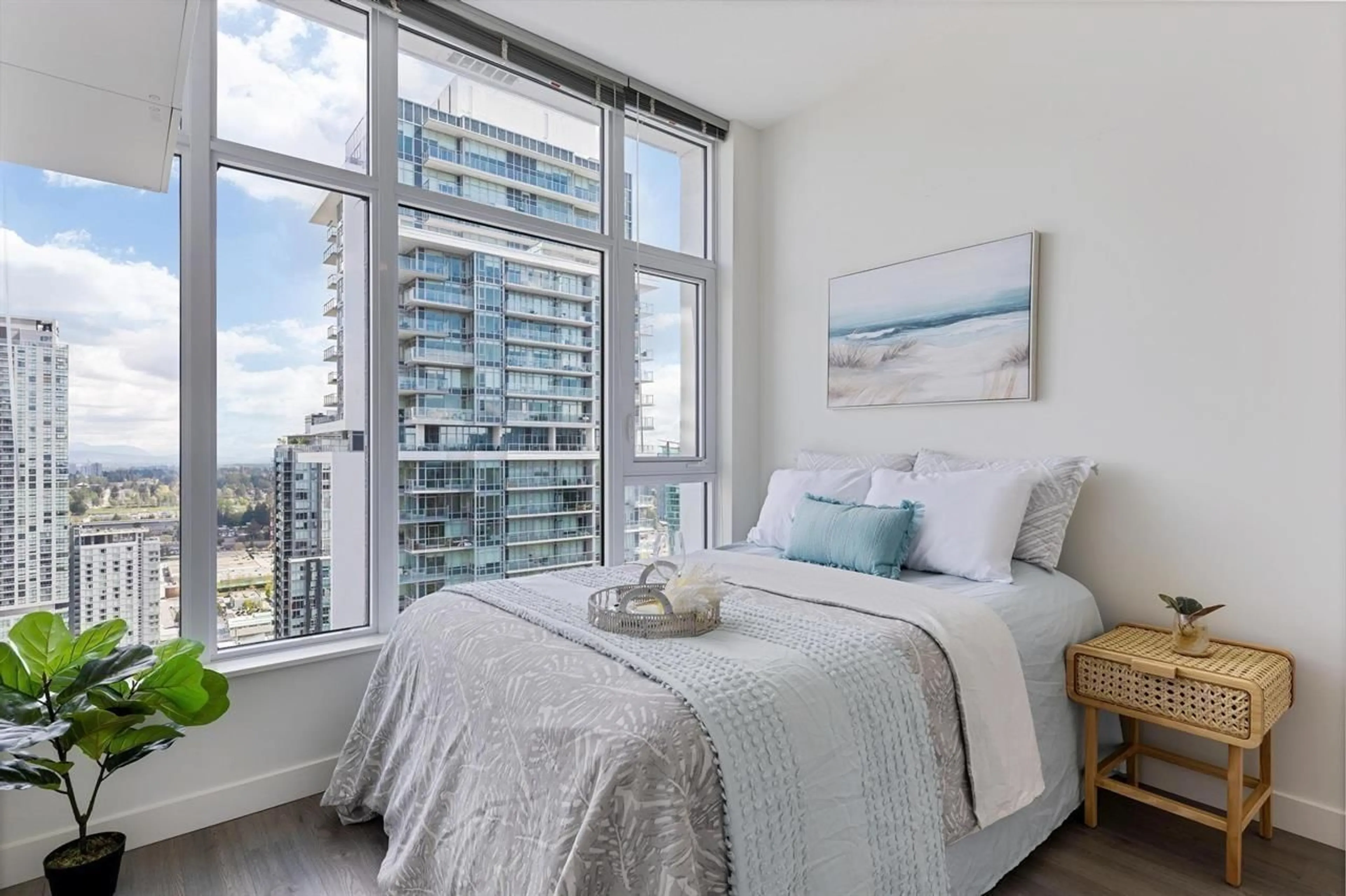 Bedroom with bed, unknown for 3307 - 13308 CENTRAL, Surrey British Columbia V3T0M4