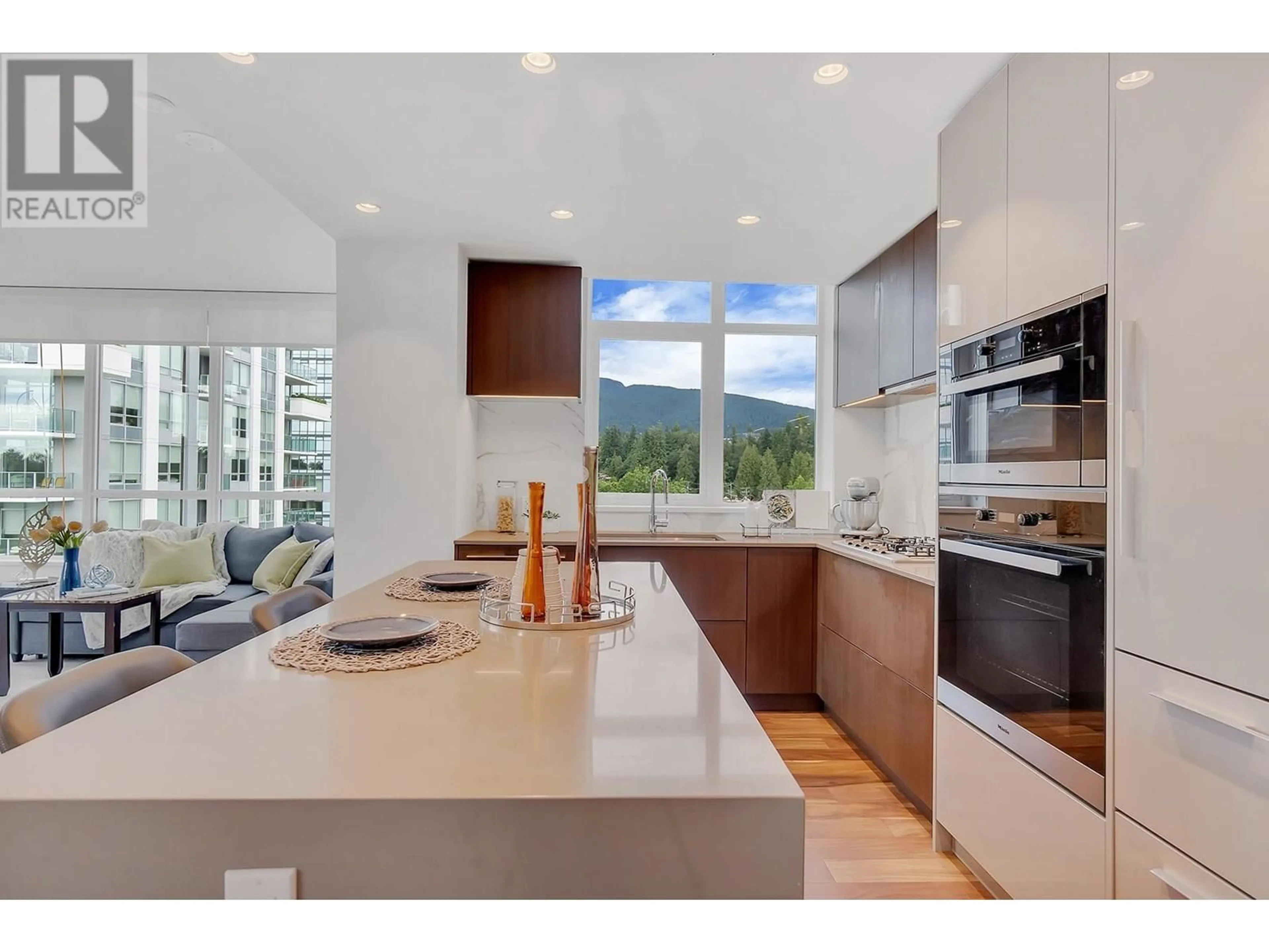 Open concept kitchen, unknown for 607 - 1632 LIONS GATE LANE, North Vancouver British Columbia V7P0E2