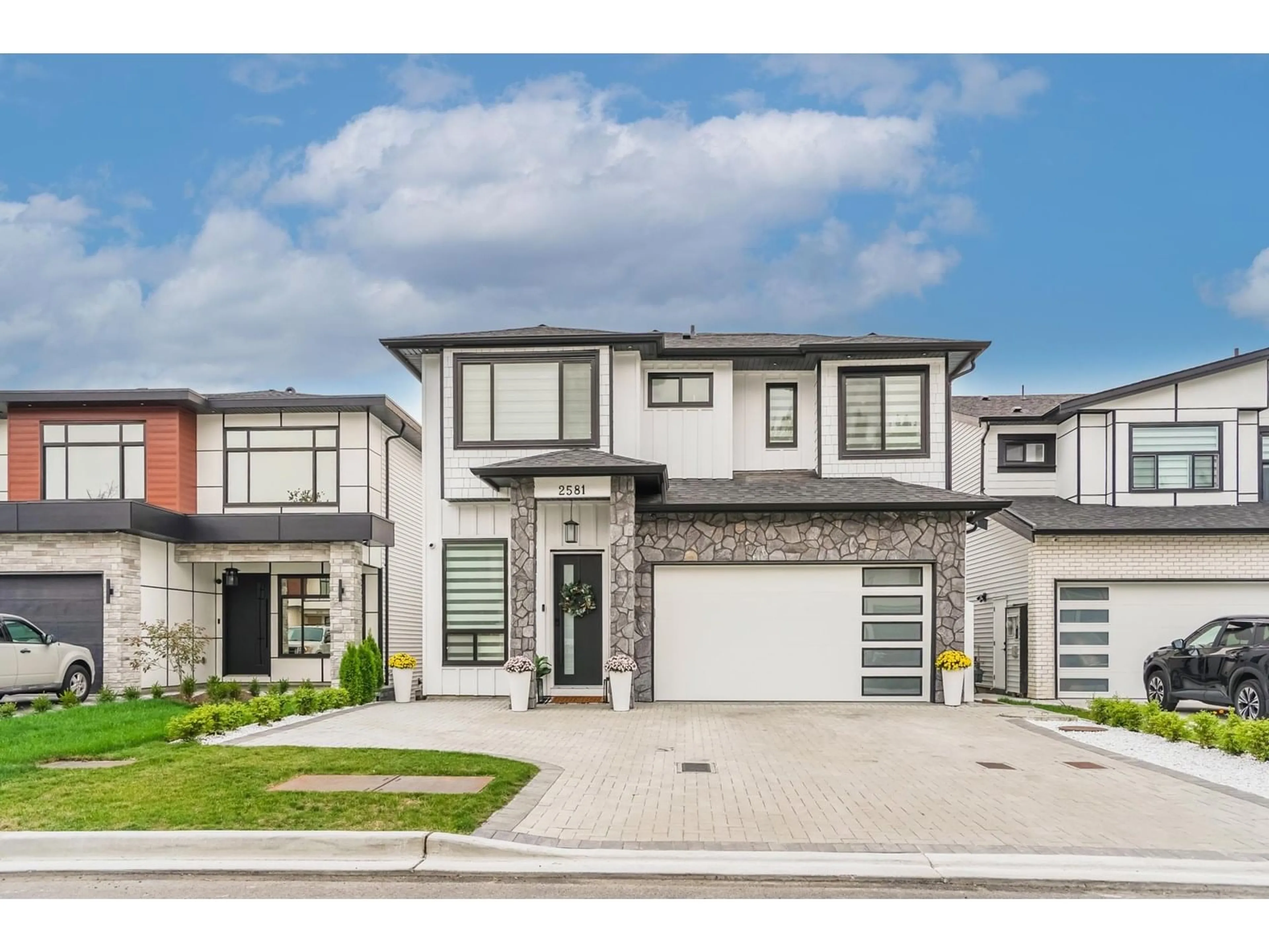 Home with brick exterior material, street for 2581 TERMINAL, Abbotsford British Columbia V4X0C4