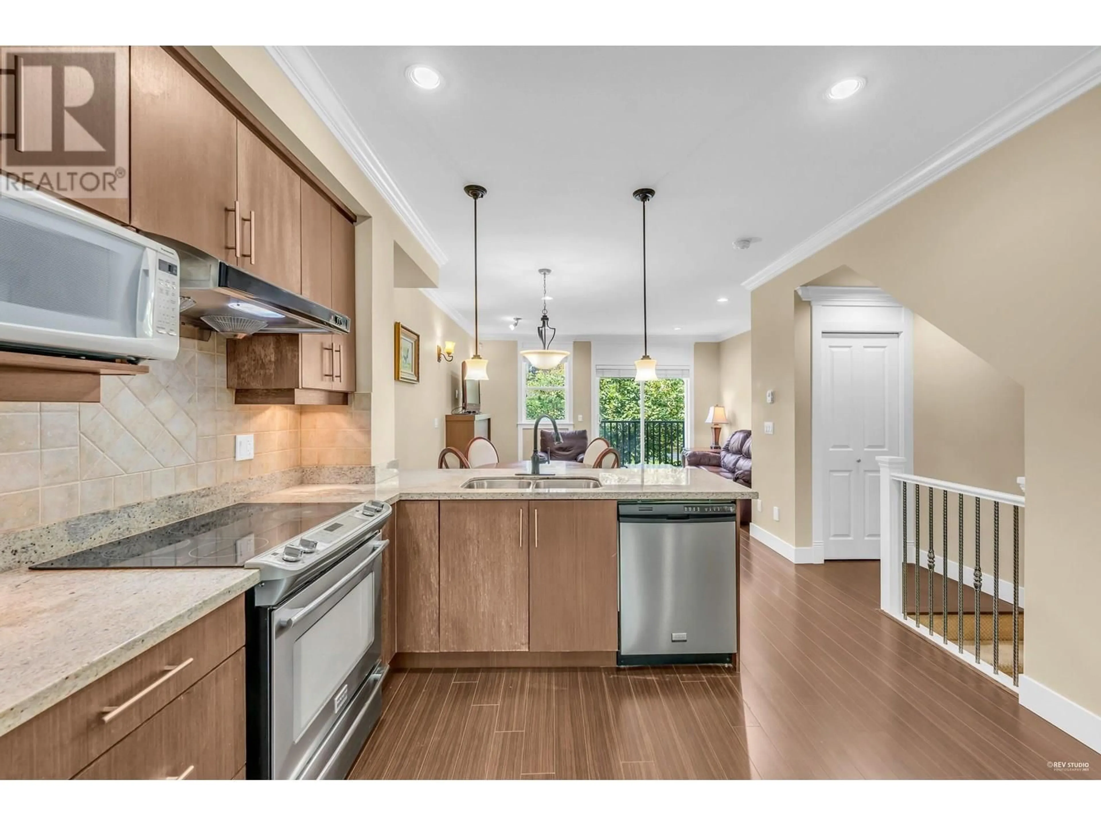 Open concept kitchen, unknown for 16 - 9391 ALBERTA ROAD, Richmond British Columbia V6Y1T7
