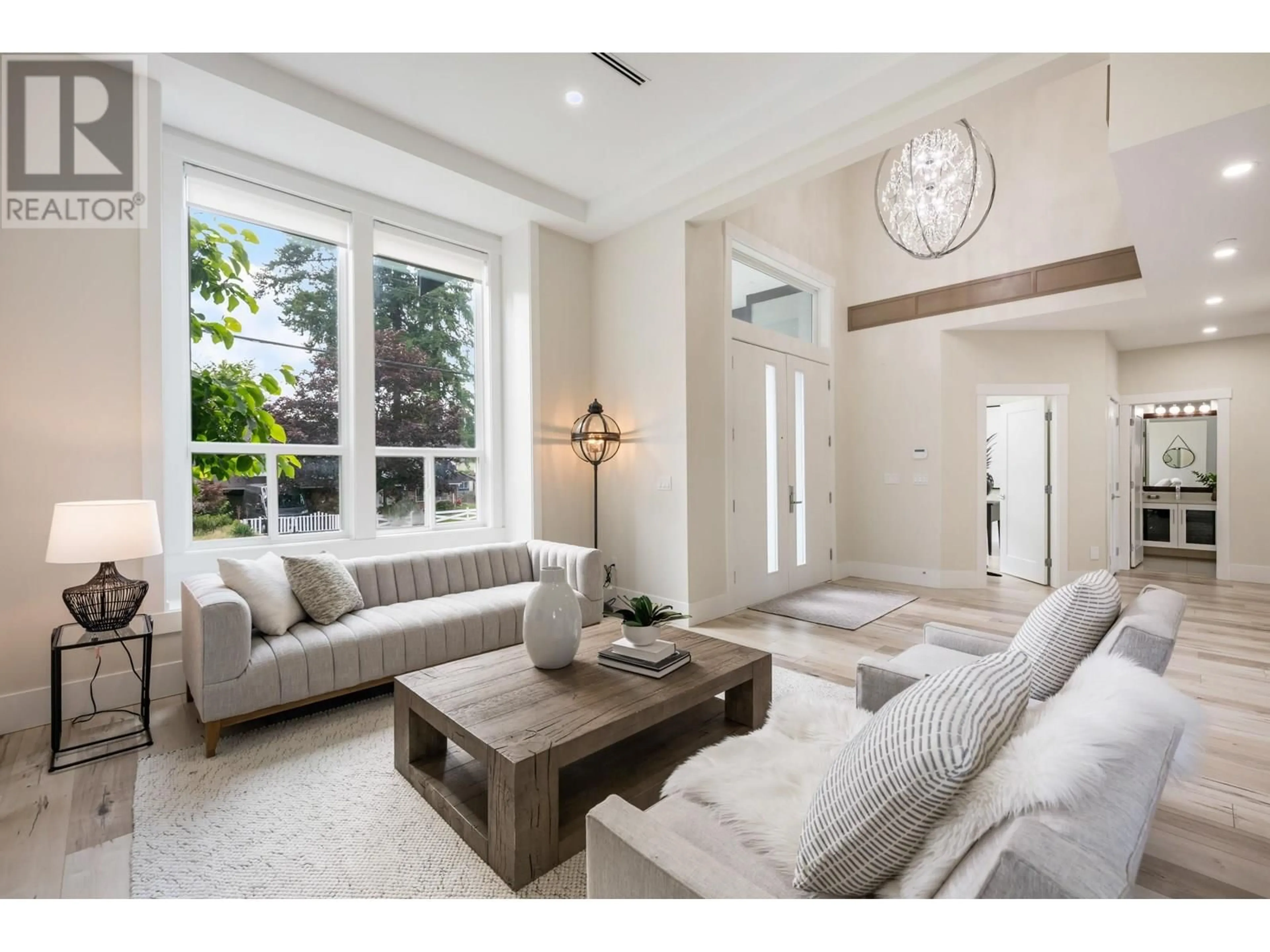 Living room with furniture, unknown for 3282 WELLINGTON STREET, Port Coquitlam British Columbia V3B3X7