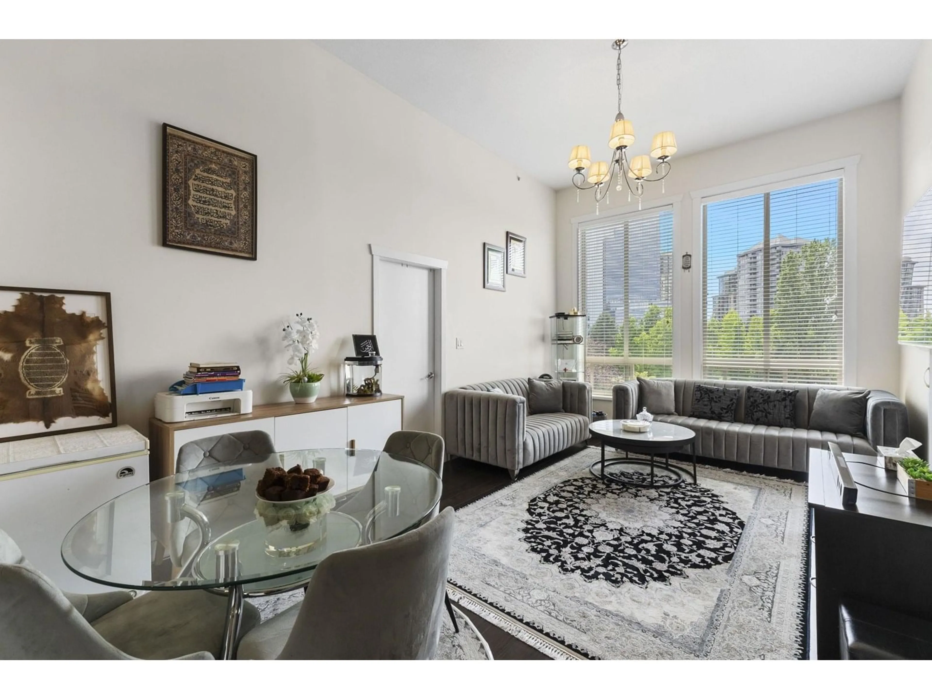 Living room with furniture, unknown for 405 - 13468 KING GEORGE, Surrey British Columbia V3T0B5