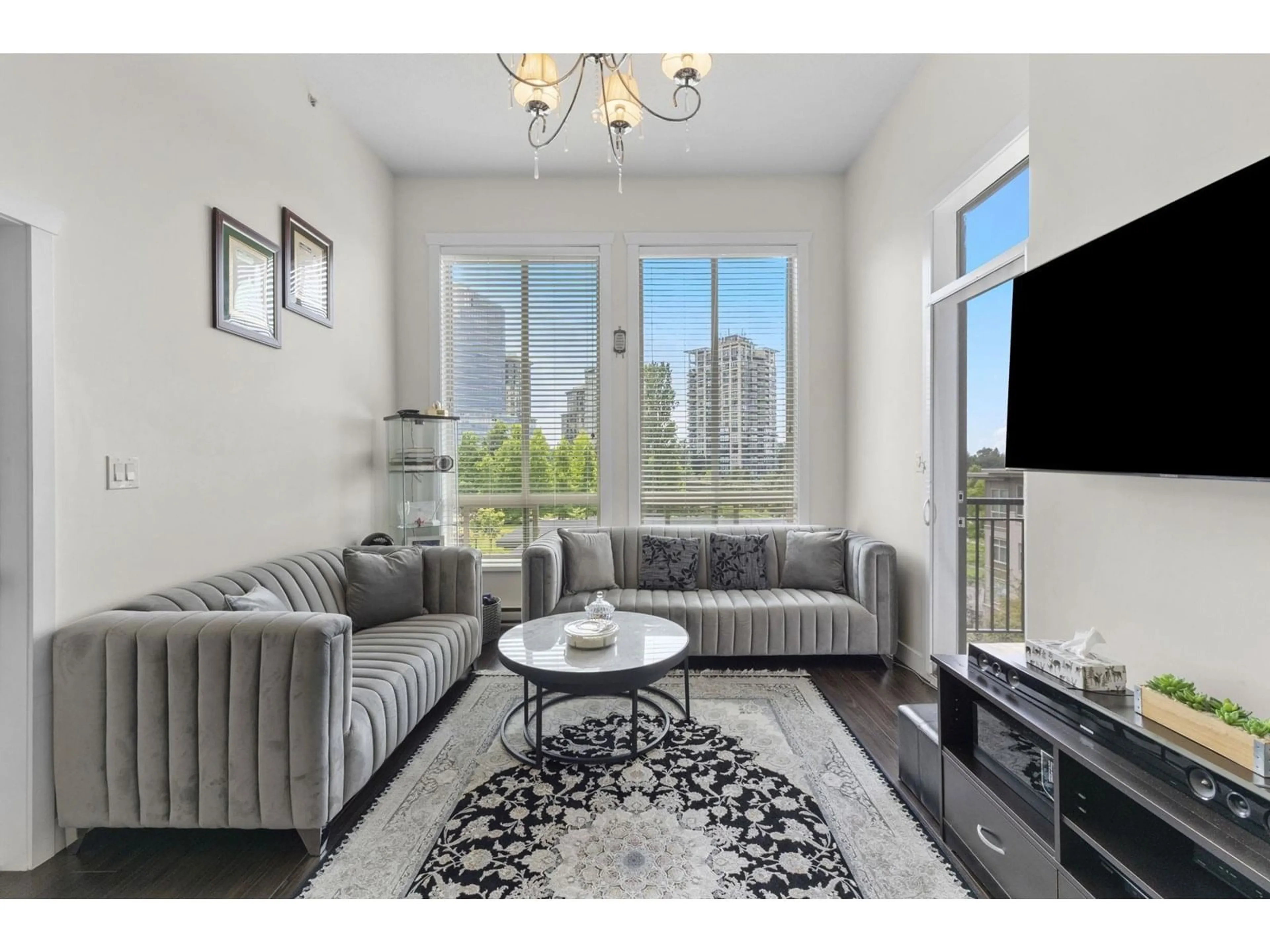 Living room with furniture, unknown for 405 - 13468 KING GEORGE, Surrey British Columbia V3T0B5