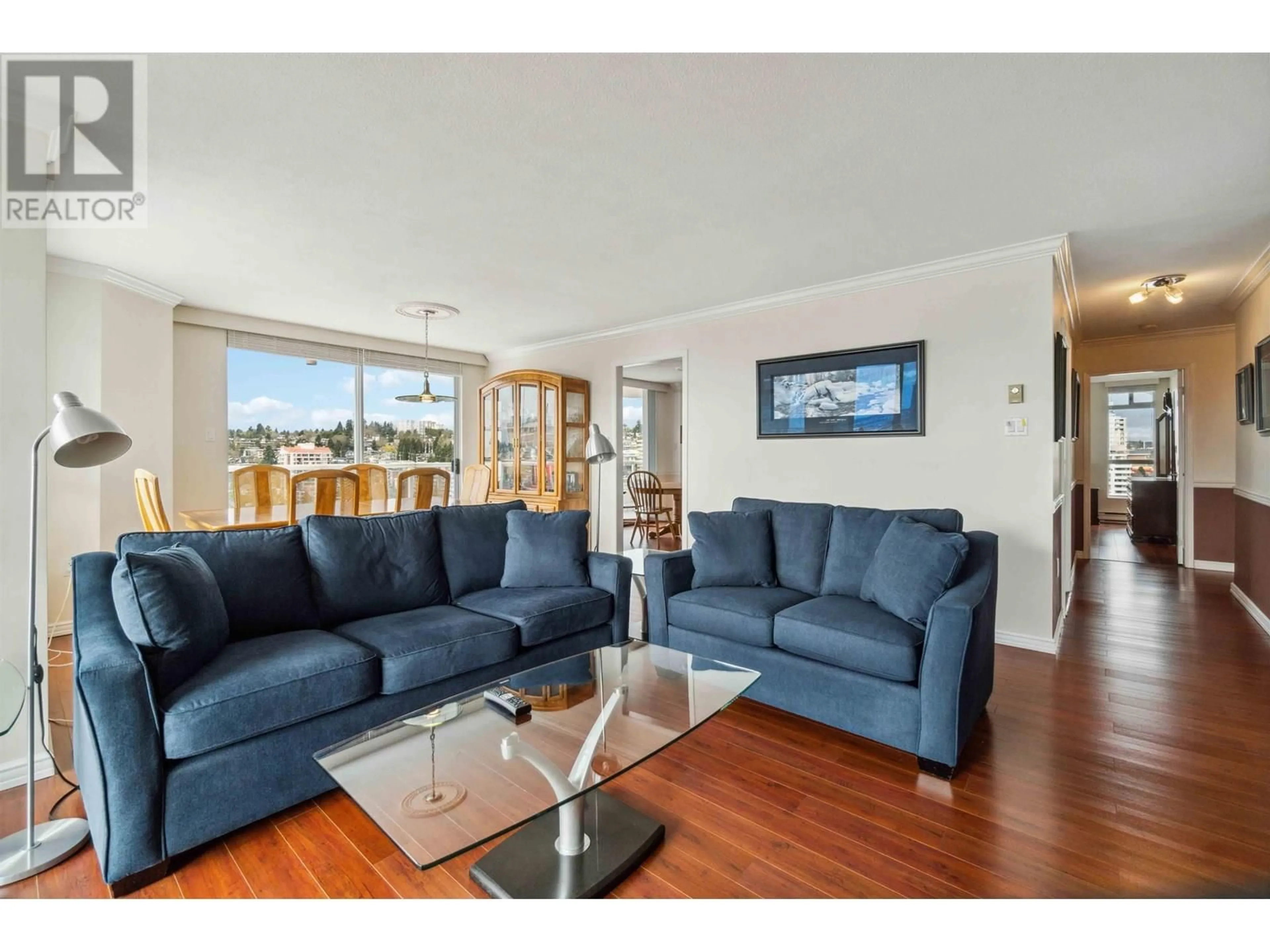 Living room with furniture, wood/laminate floor for 1903 - 1245 QUAYSIDE DRIVE, New Westminster British Columbia V2Y0G9