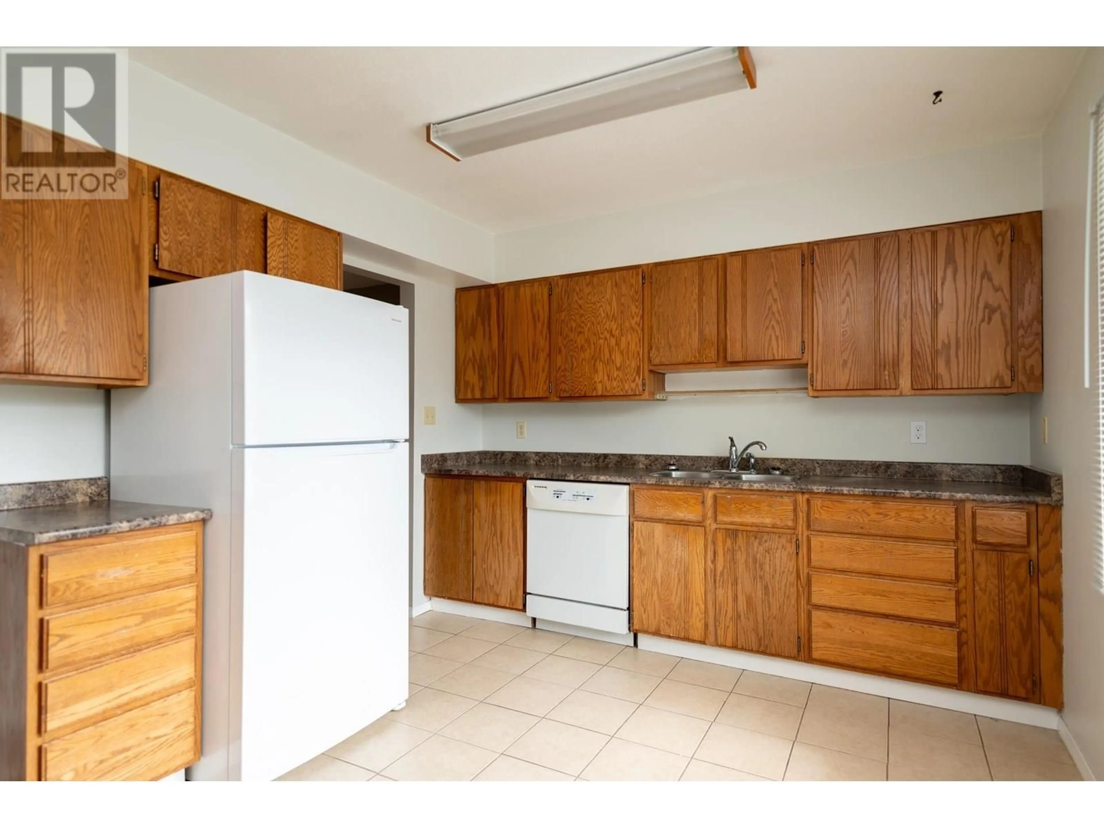 Standard kitchen, unknown for 4192 BAKER ROAD, Prince George British Columbia V2K5T6