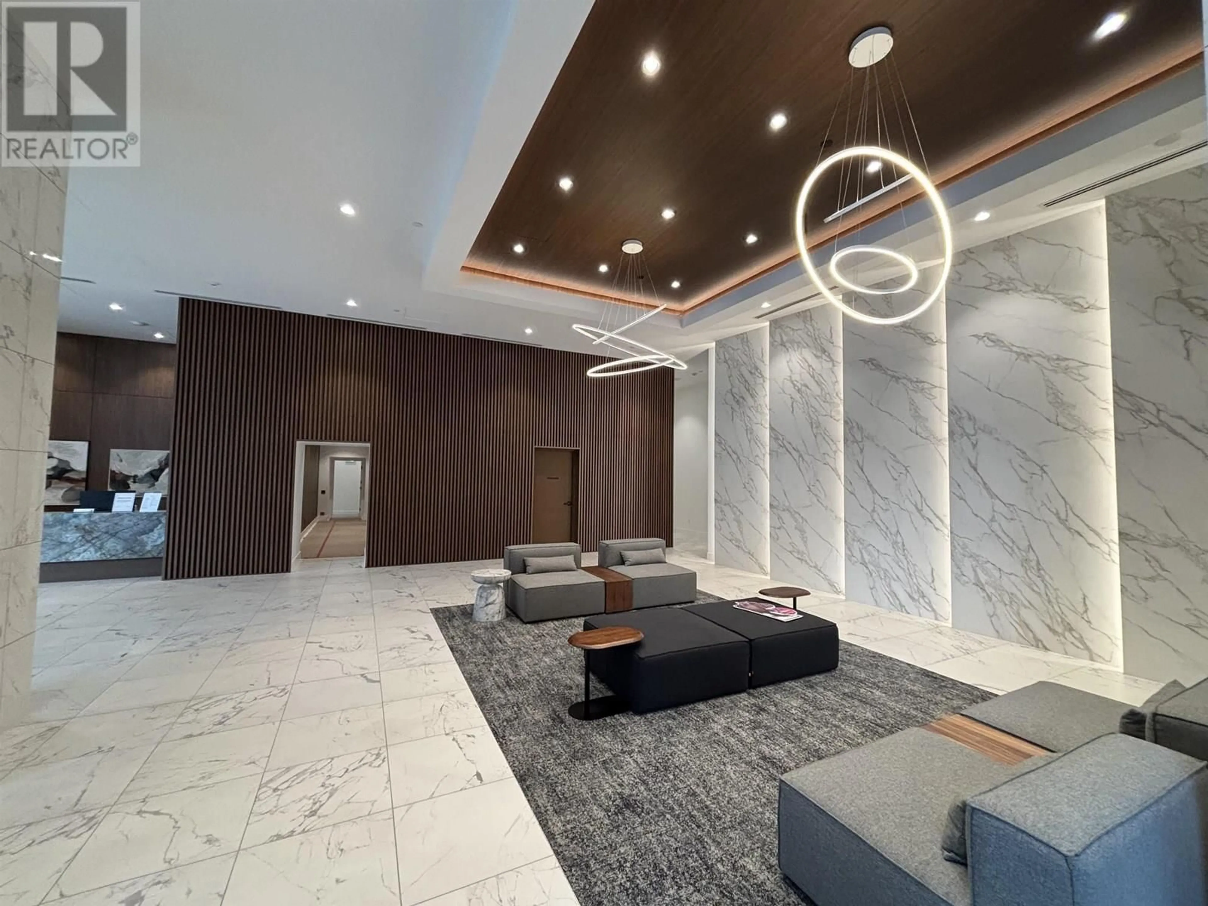 Lobby for 3606 - 518 CLARKE ROAD, Coquitlam British Columbia V3J0S7