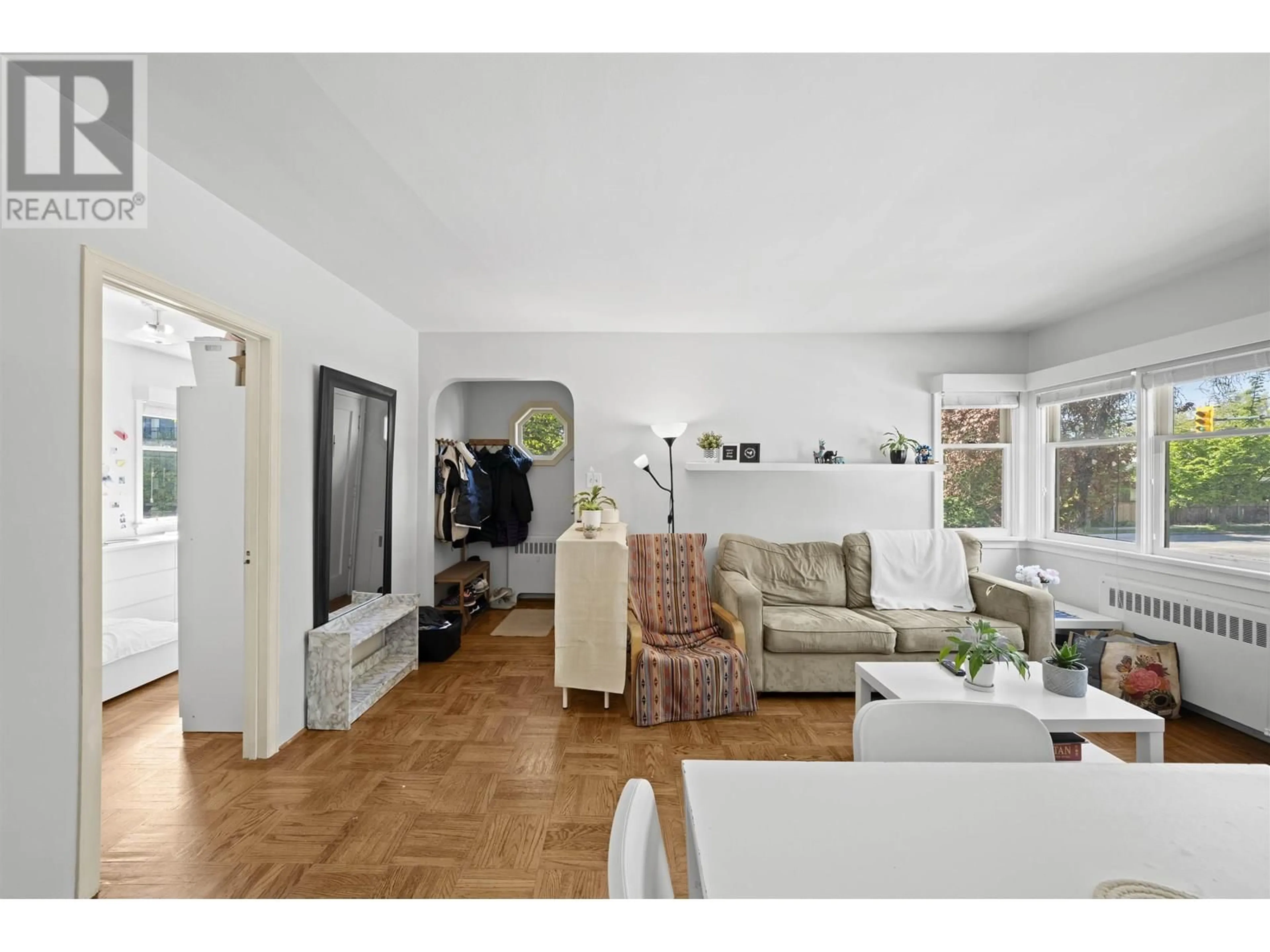 Living room with furniture, unknown for 8594 FREMLIN STREET, Vancouver British Columbia V6P3X2