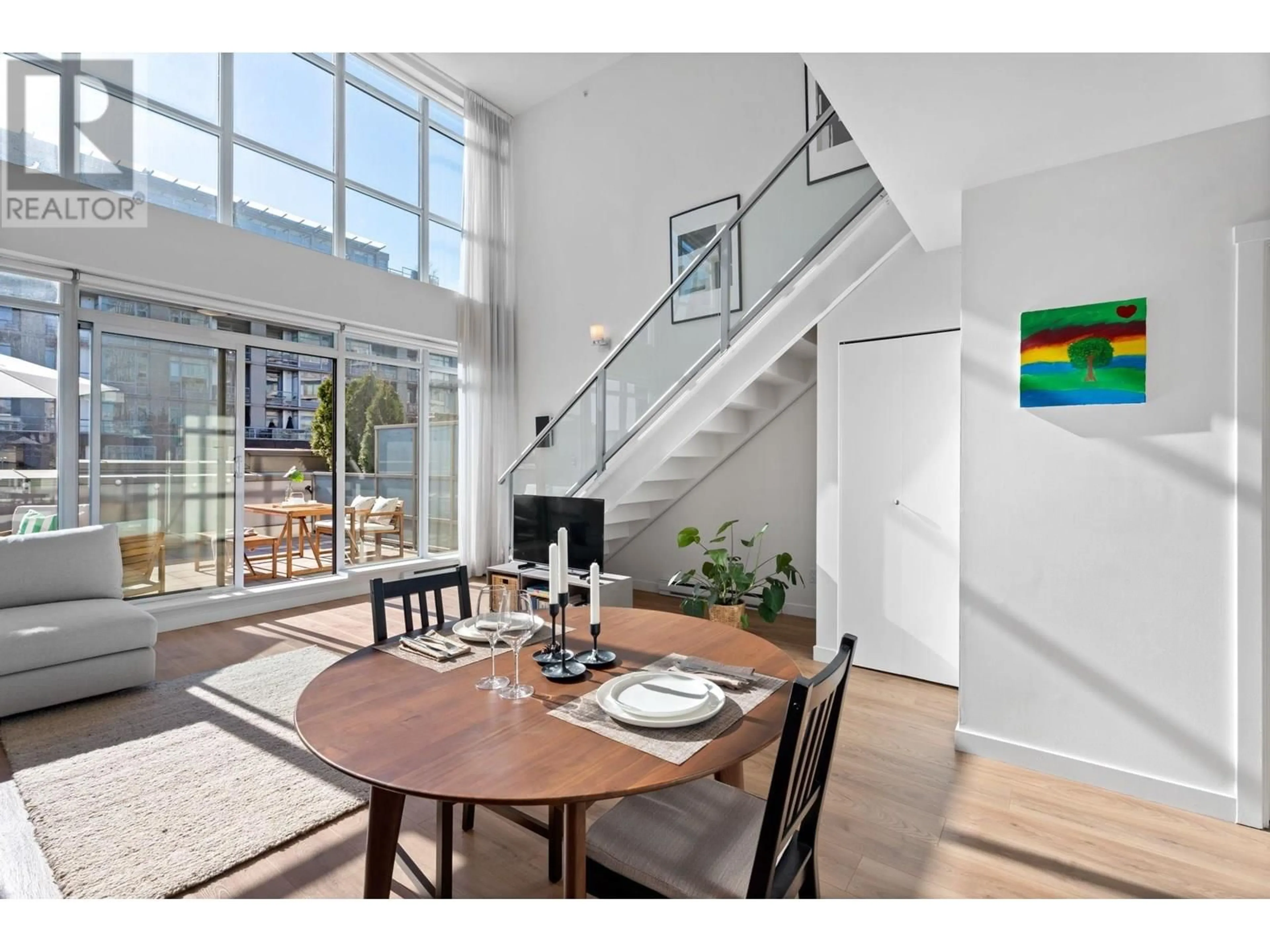 Unknown for 310 - 429 2ND AVENUE, Vancouver British Columbia V5Y1E3