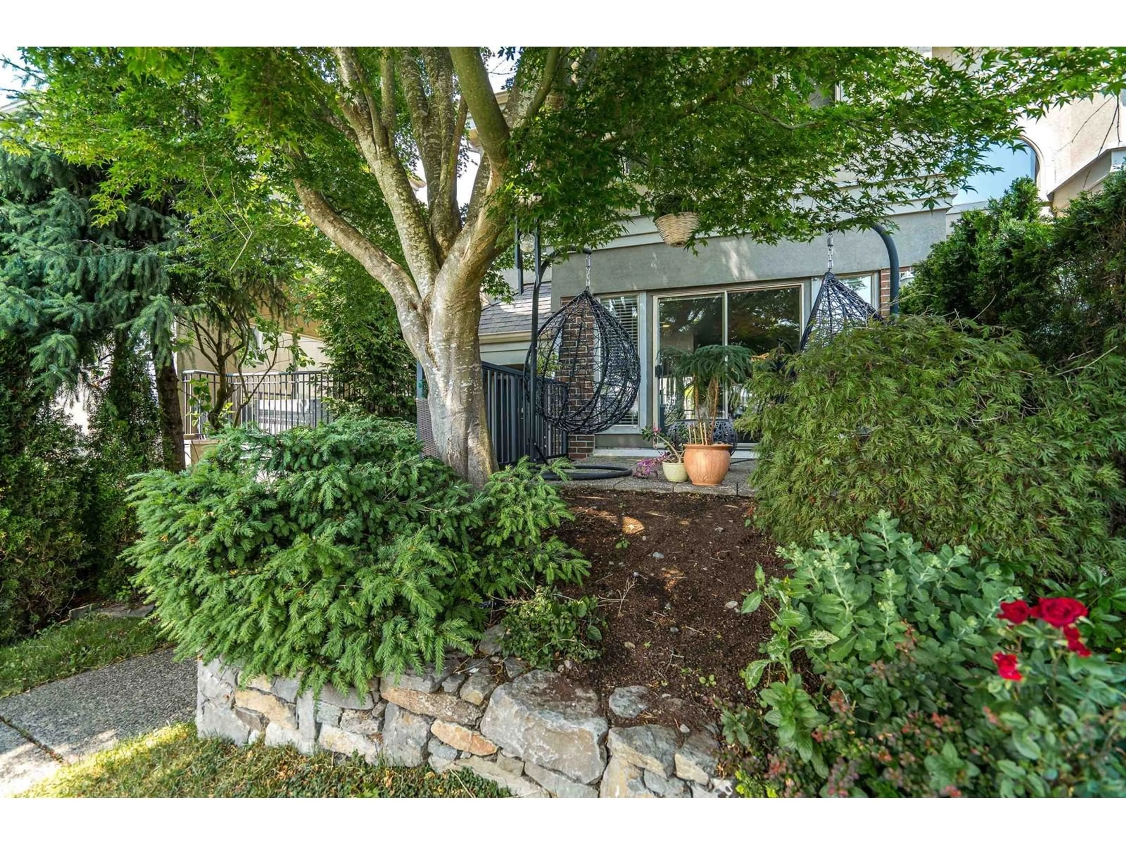 Unknown for 15411 RUSSELL, White Rock British Columbia V4B2R5