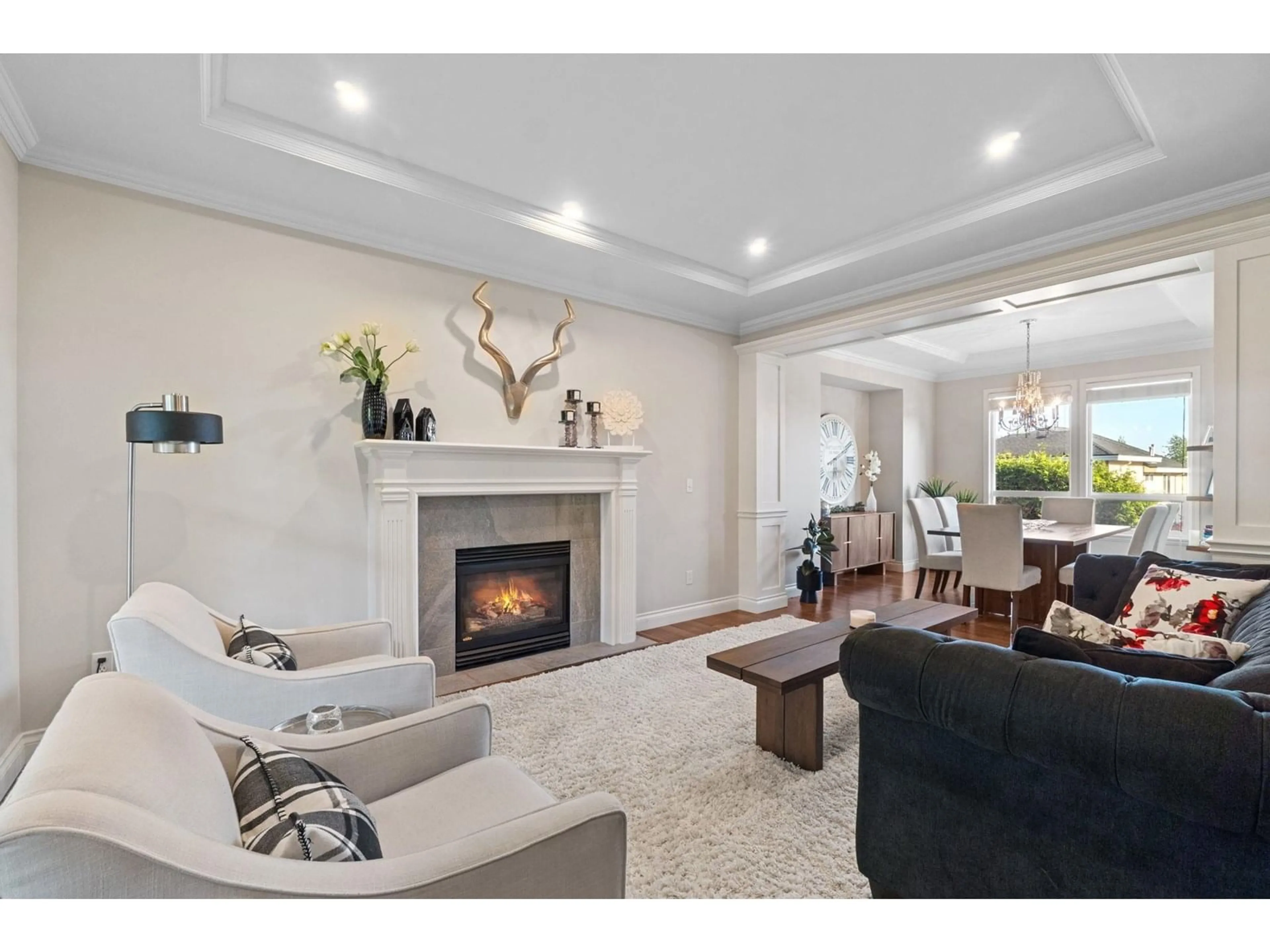 Living room with furniture, unknown for 16966 FRIESIAN, Surrey British Columbia V3S8P3