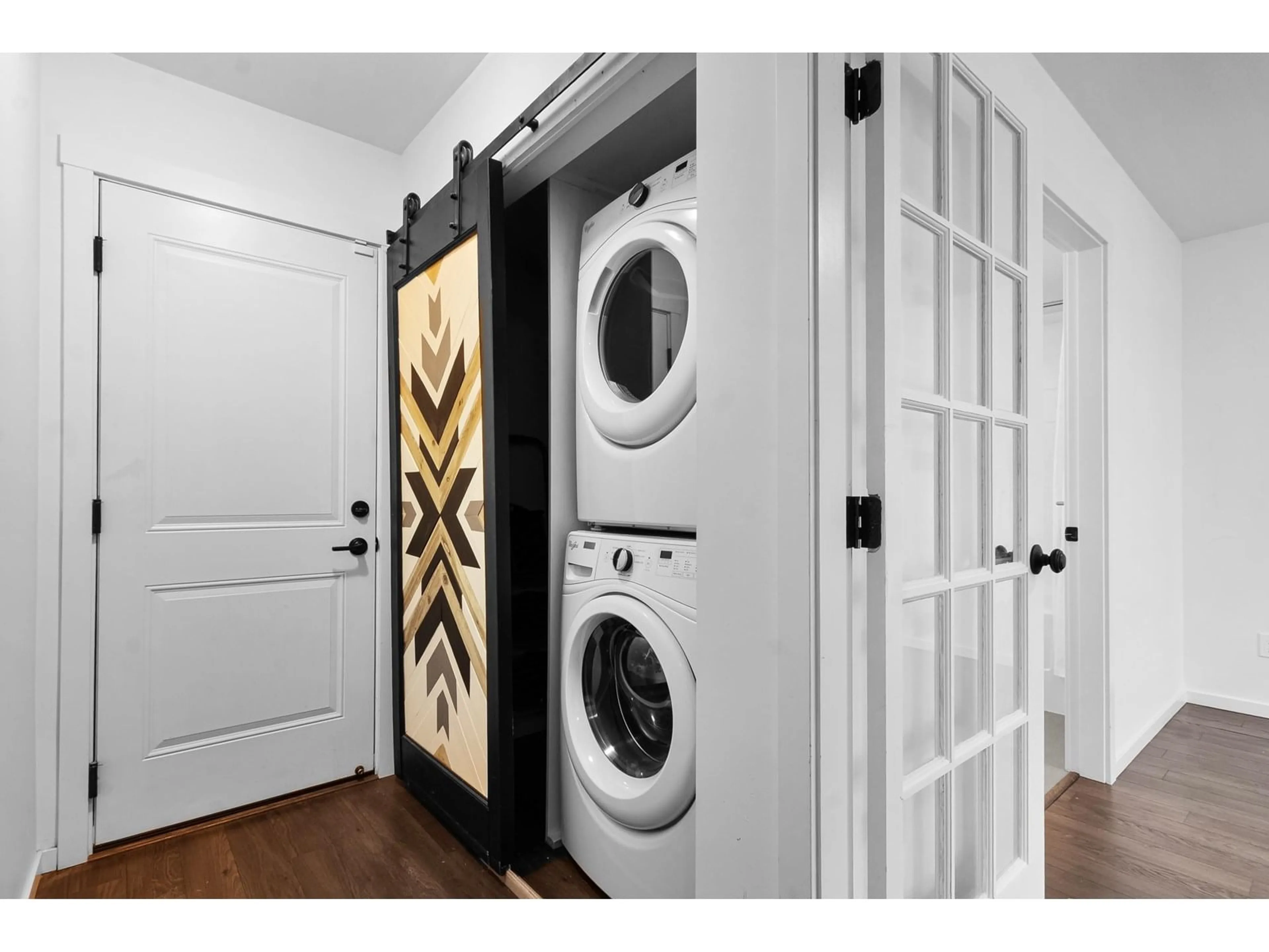 Laundry room for 100 - 15268 28, Surrey British Columbia V3W4E6
