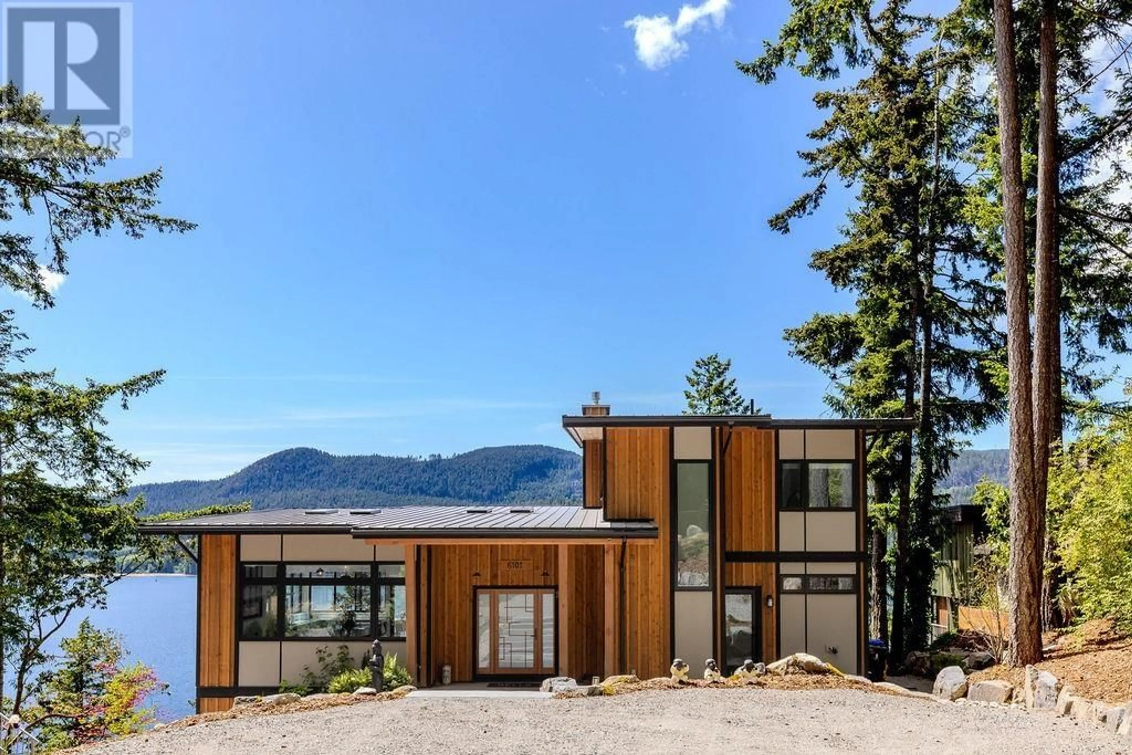 Home with vinyl exterior material, mountain view for 6101 - 6099 CORACLE DRIVE, Sechelt British Columbia V7Z0C9