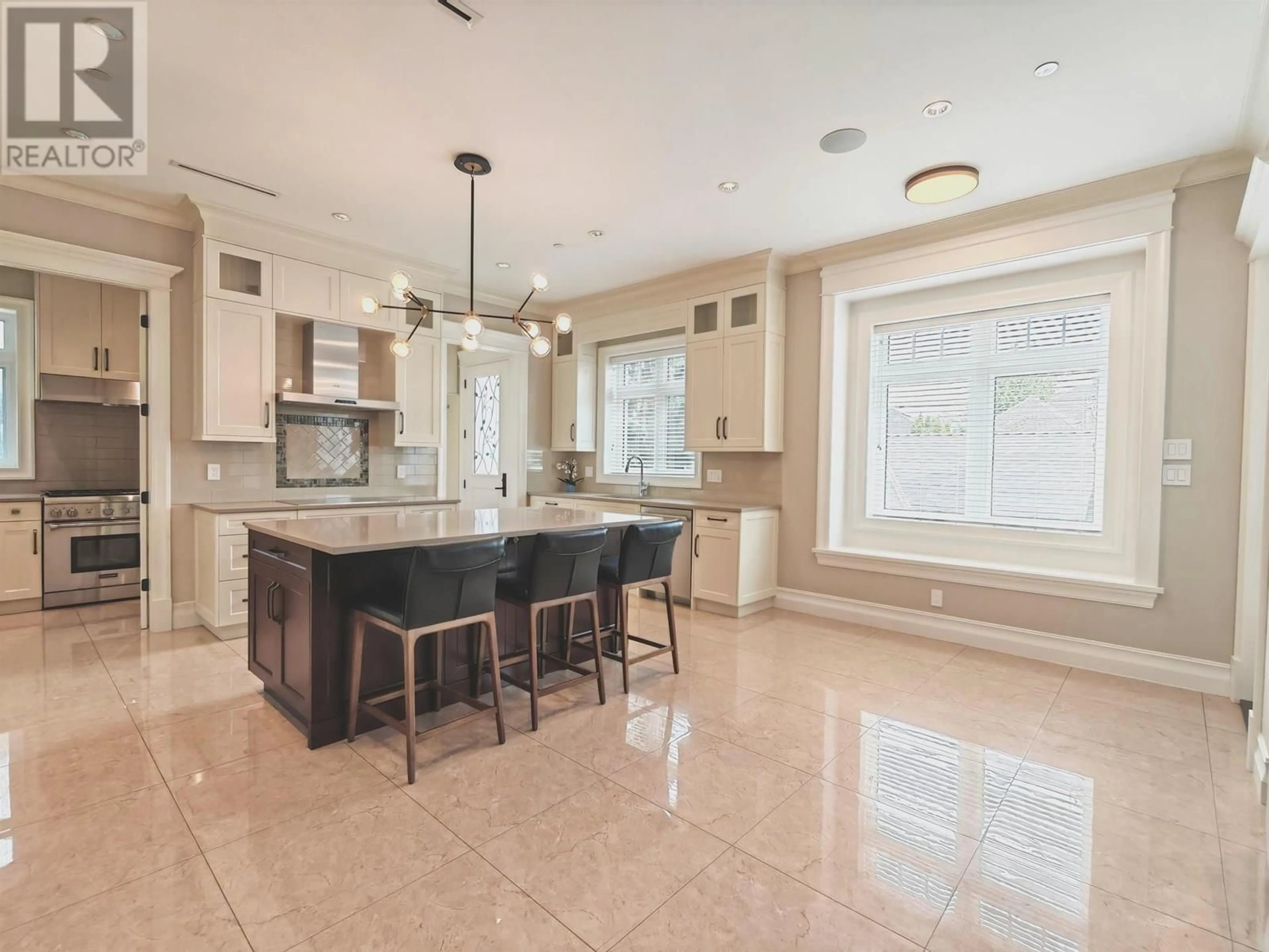 Open concept kitchen, ceramic/tile floor for 3520 37TH AVENUE, Vancouver British Columbia V6N2V8