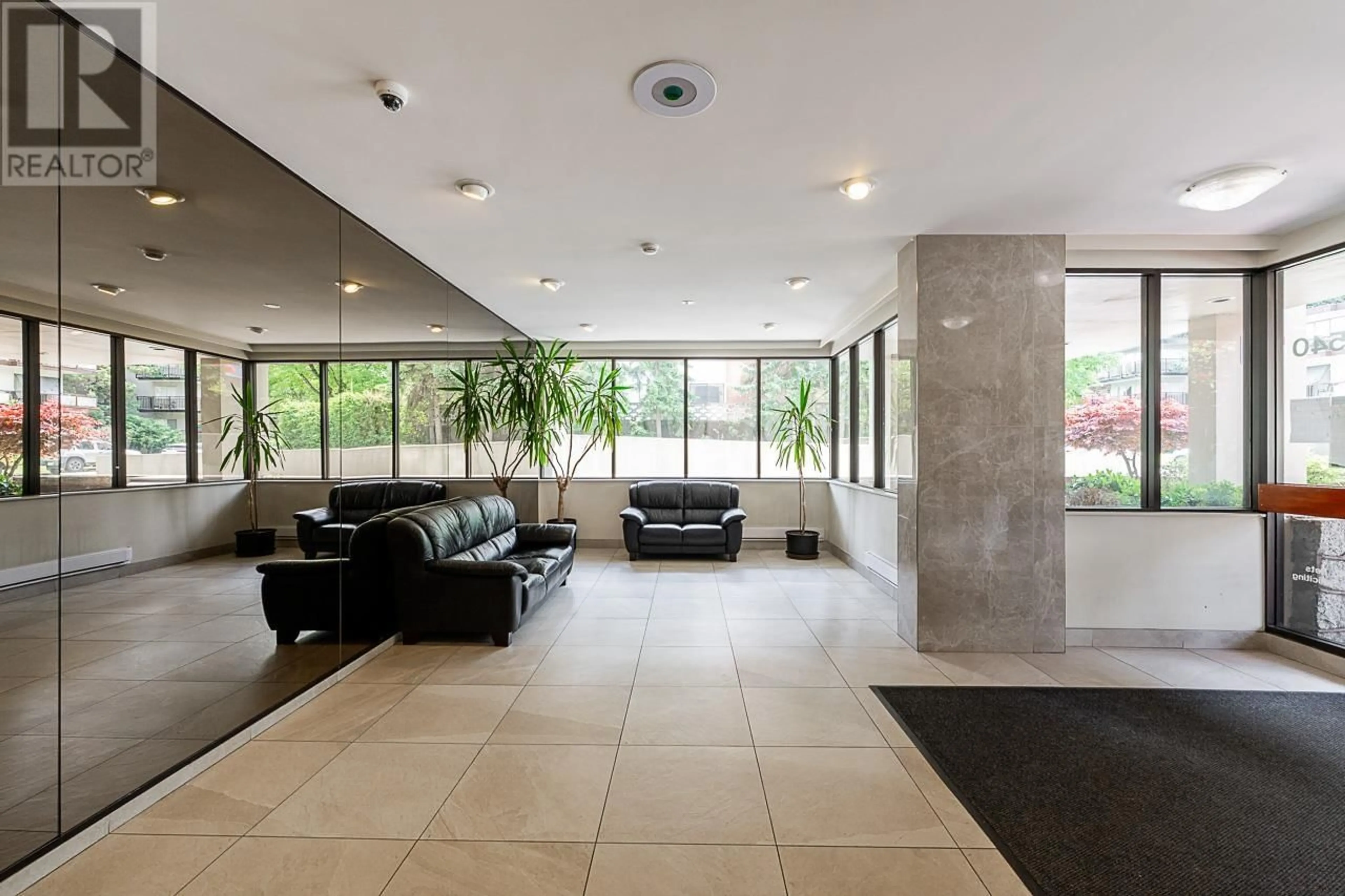 Lobby for 2505 - 6540 BURLINGTON AVENUE, Burnaby British Columbia V5H4G3