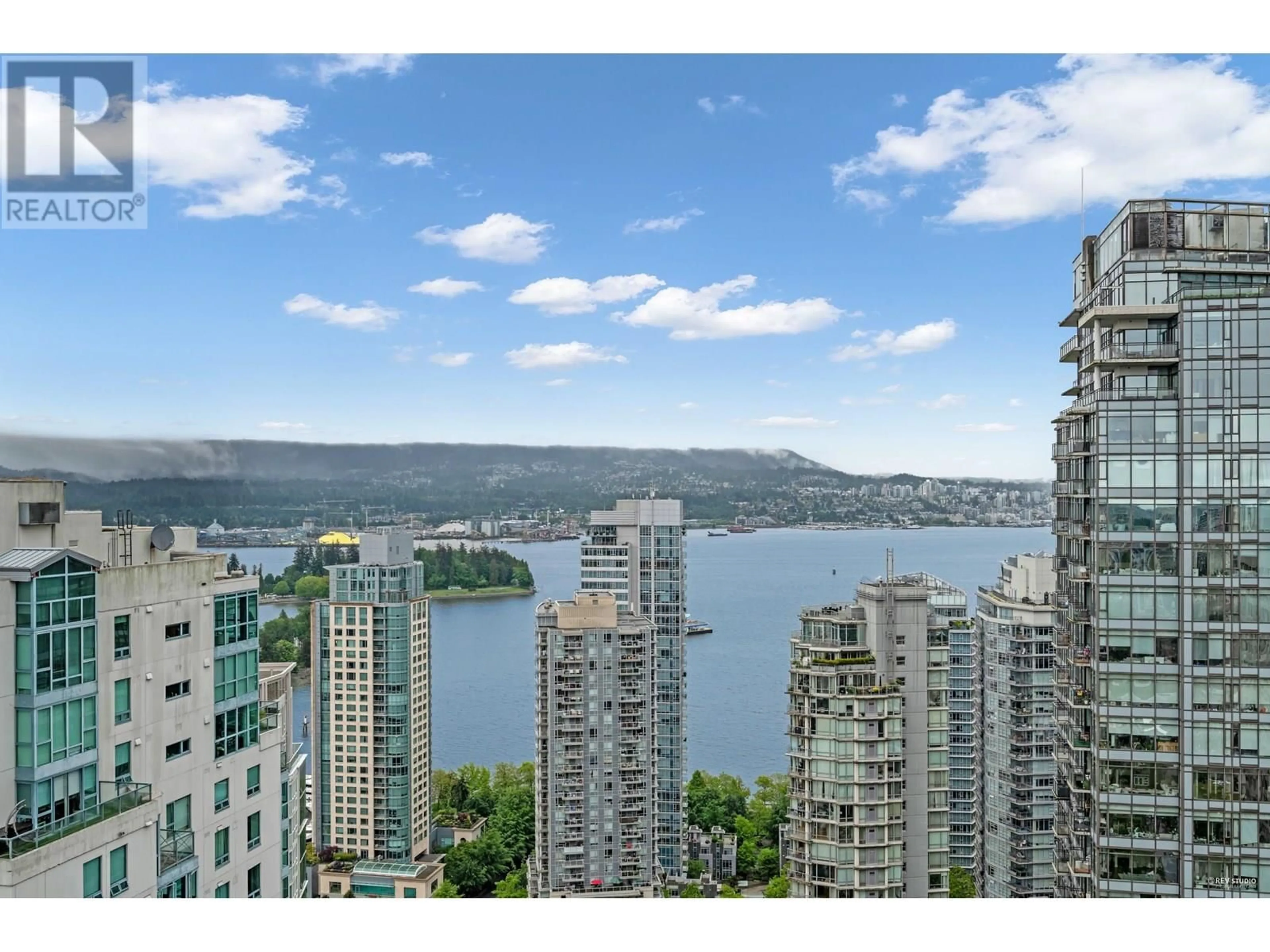 Unknown for 3208 - 1239 GEORGIA STREET, Vancouver British Columbia V6E3J5
