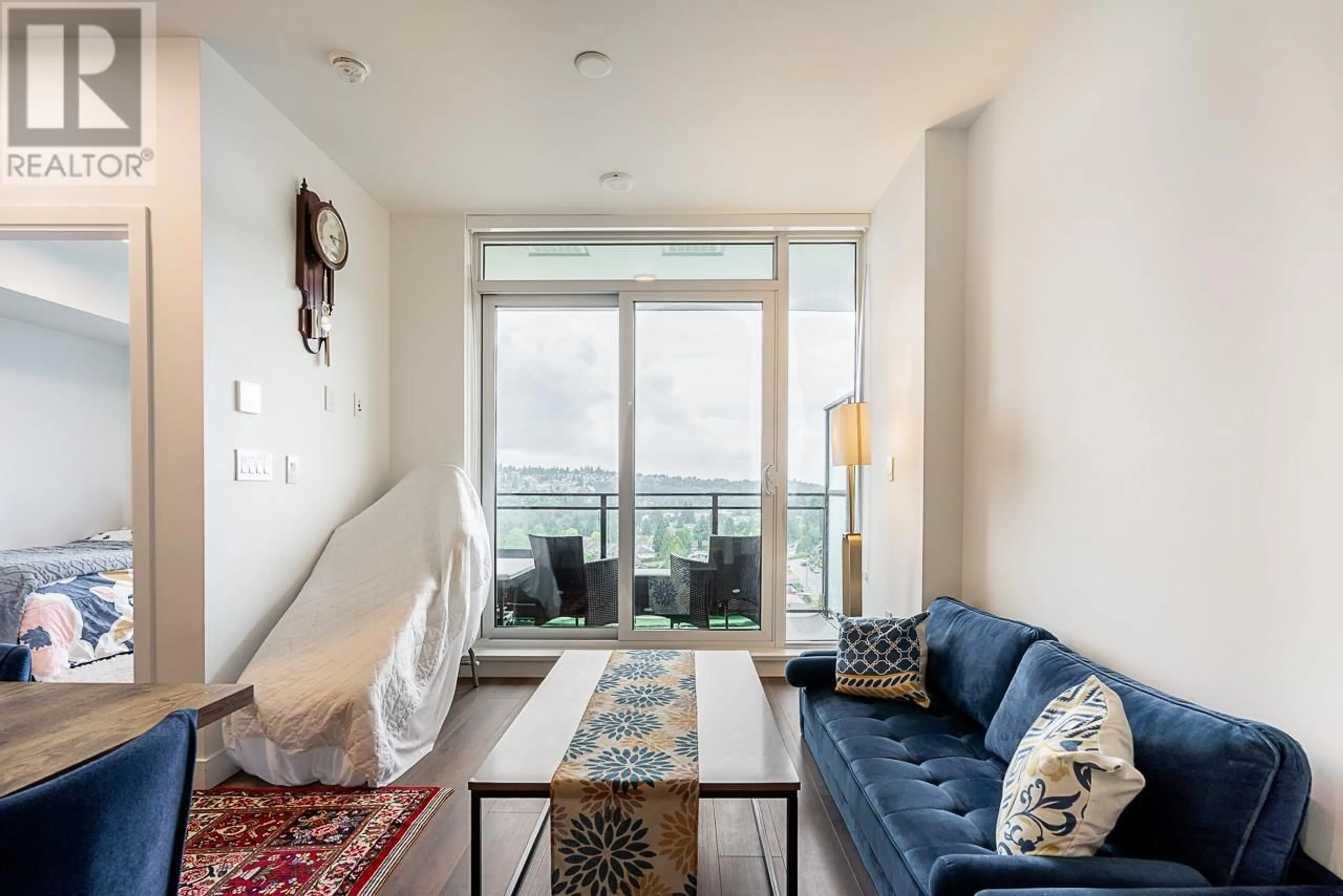 Living room with furniture, unknown for 1605 - 901 LOUGHEED HIGHWAY, Coquitlam British Columbia V3K3T3