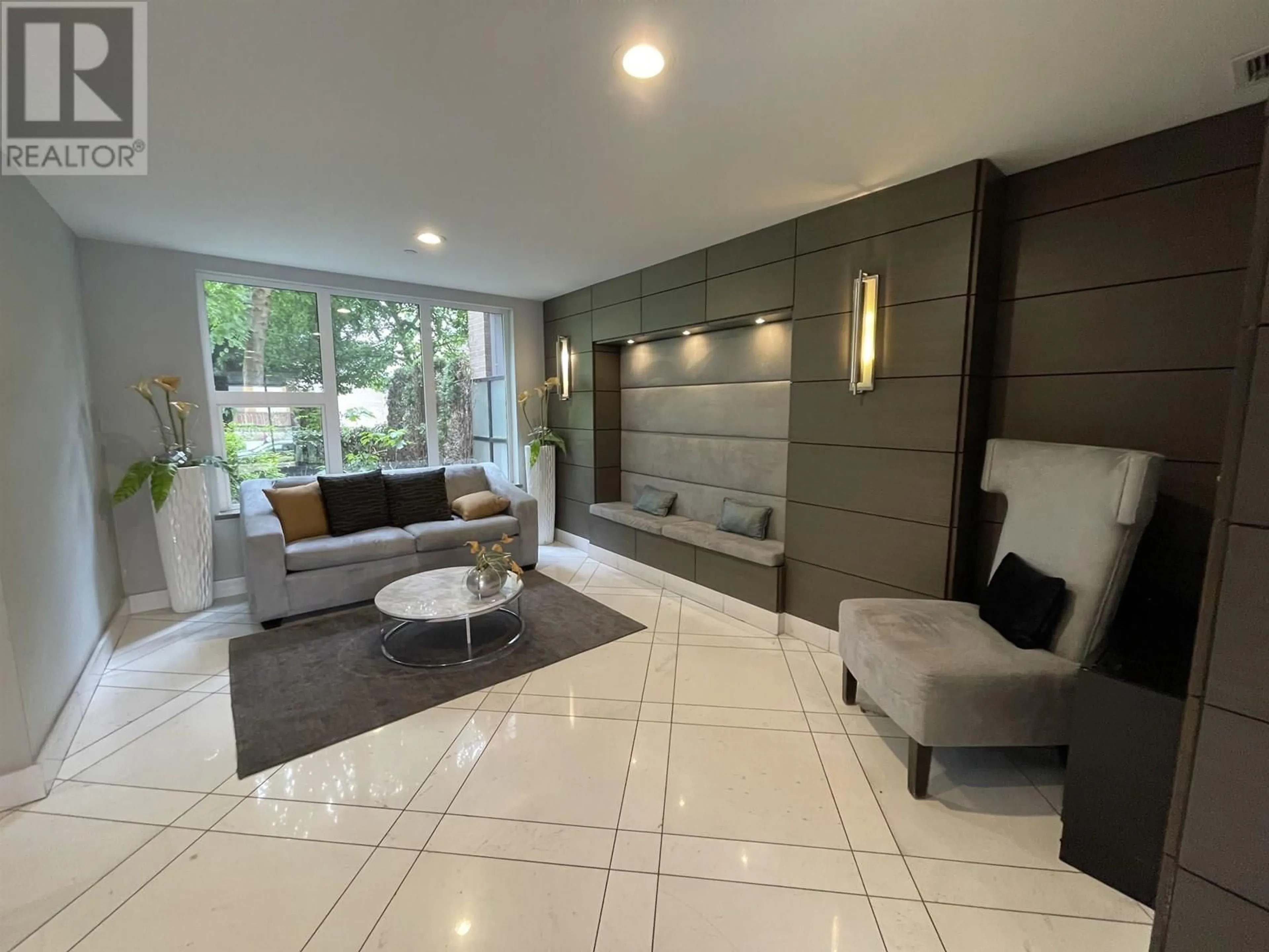 Lobby for 406 - 9311 ALEXANDRA ROAD, Richmond British Columbia V6X0L8