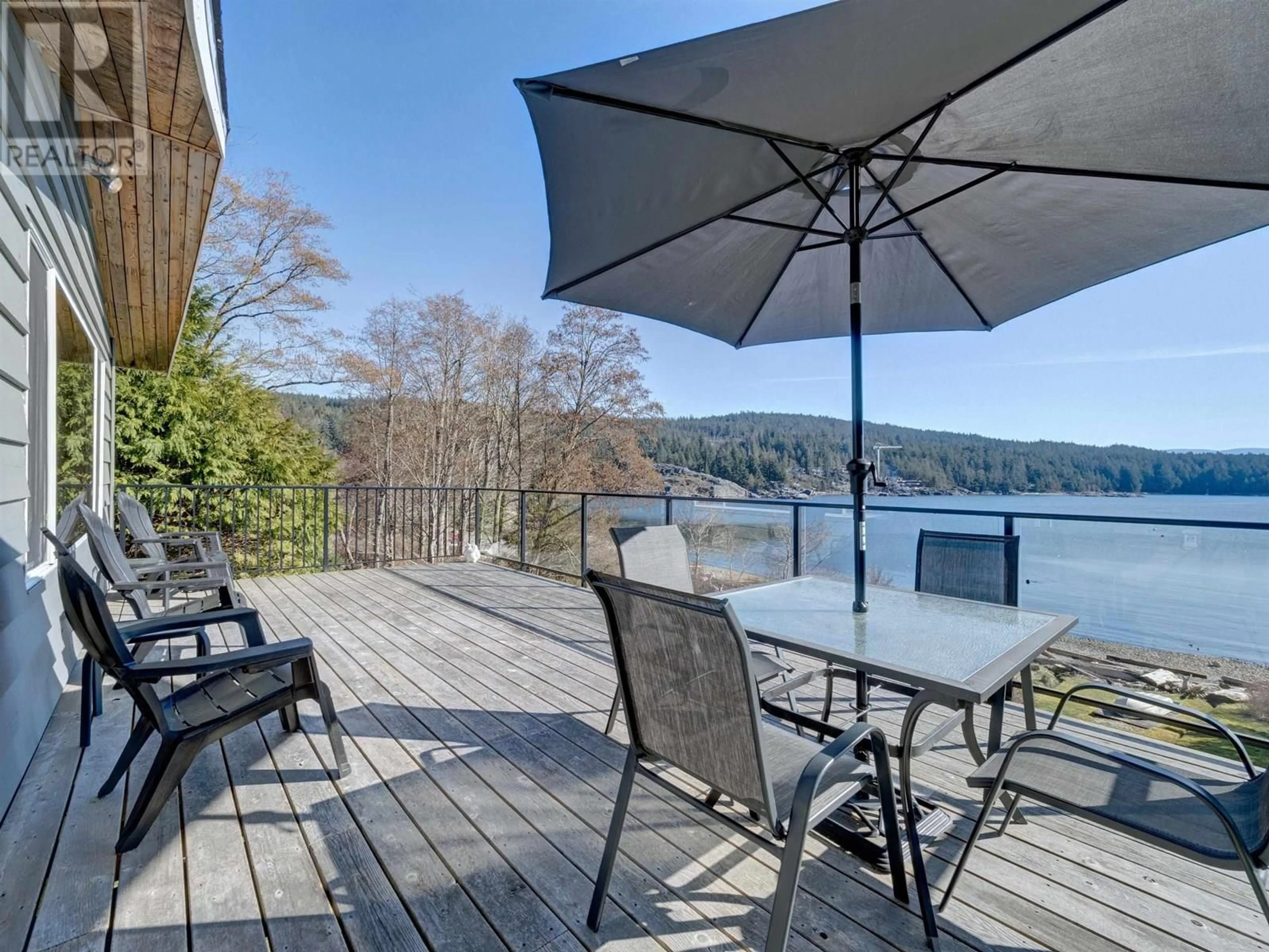 Patio, water/lake/river/ocean view for 7653 REDROOFFS ROAD, Halfmoon Bay British Columbia V7Z1C4