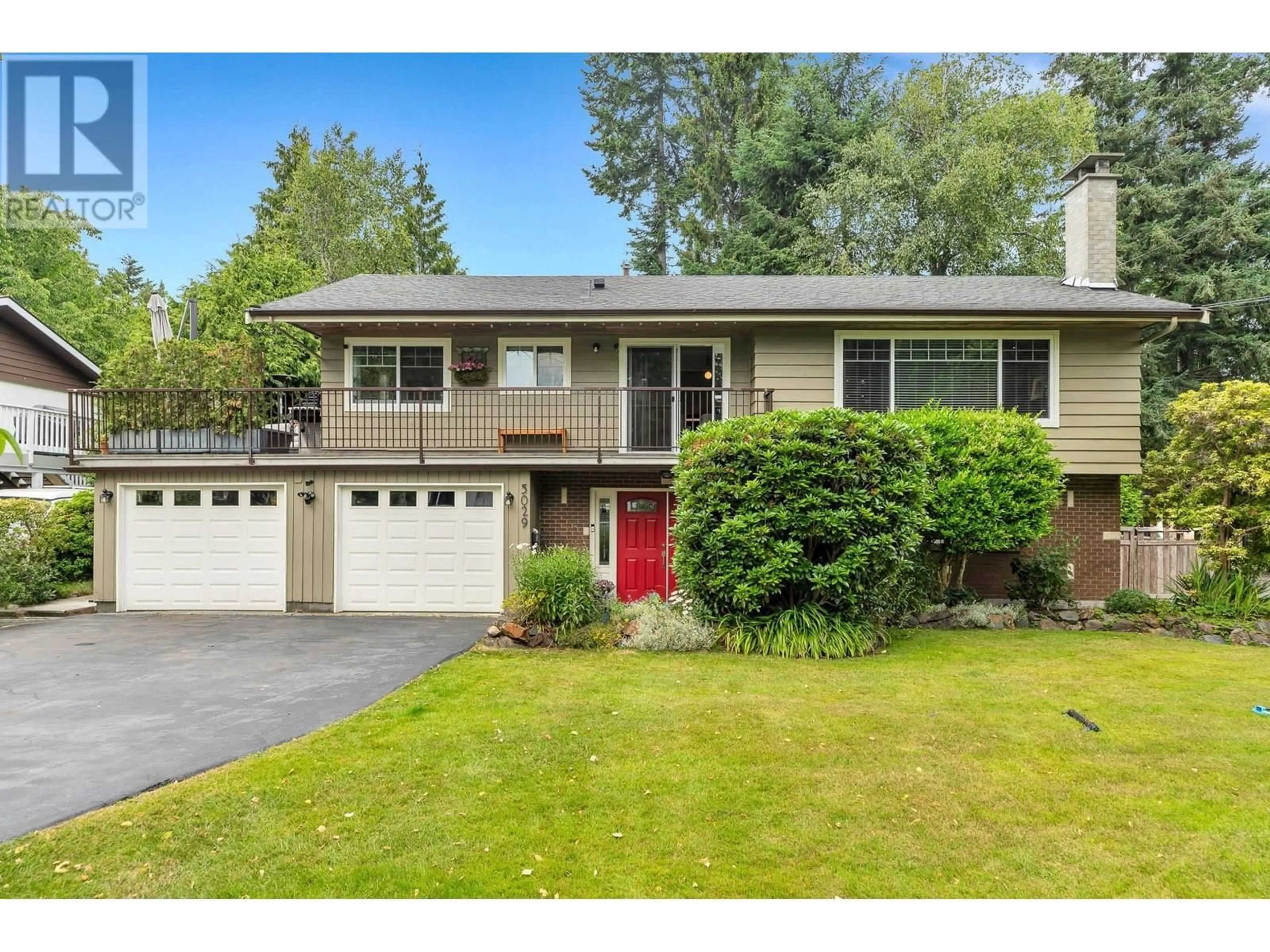 Home with vinyl exterior material, street for 5029 6 AVENUE, Delta British Columbia V4M1L3