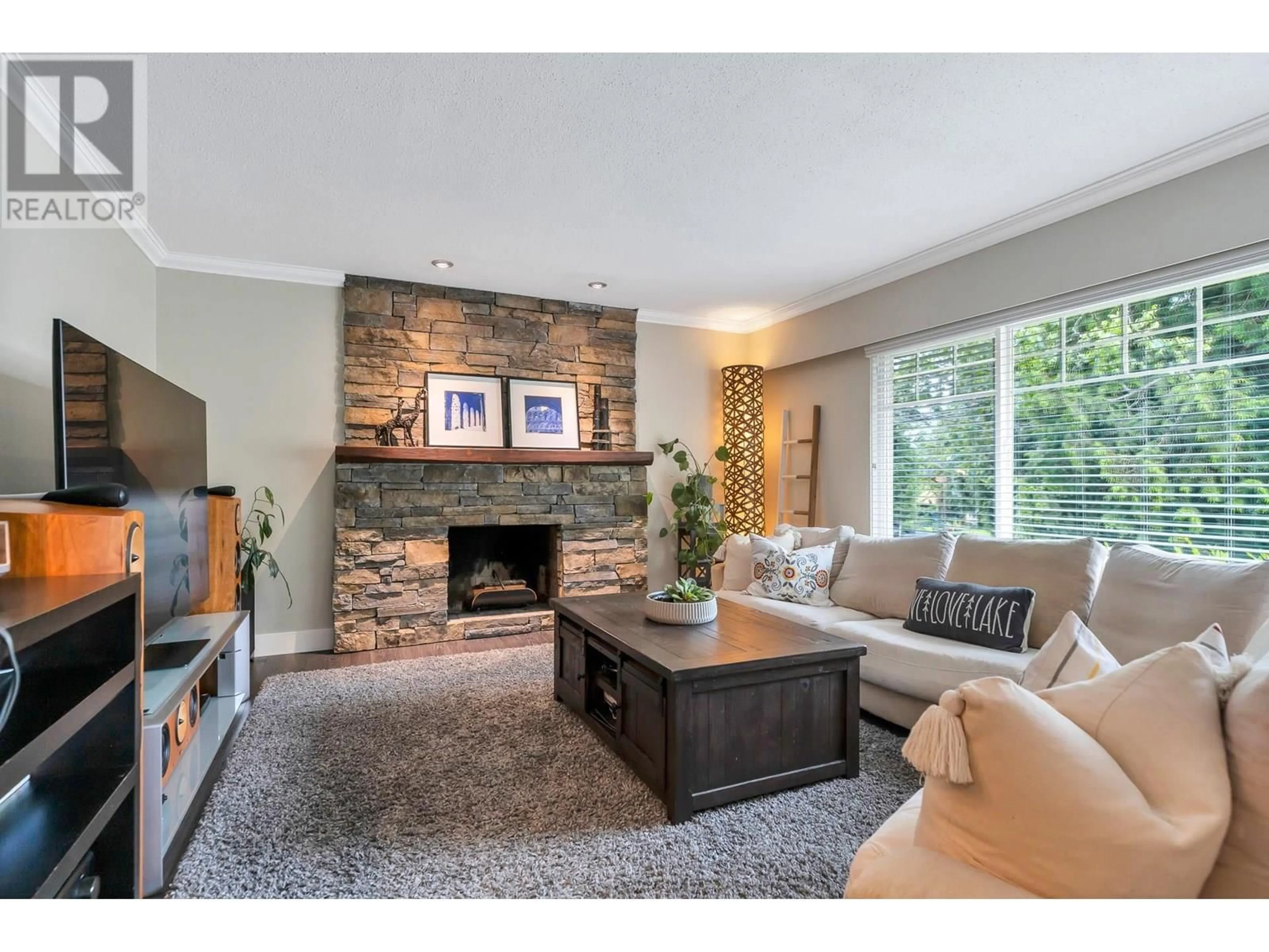 Living room with furniture, unknown for 5029 6 AVENUE, Delta British Columbia V4M1L3