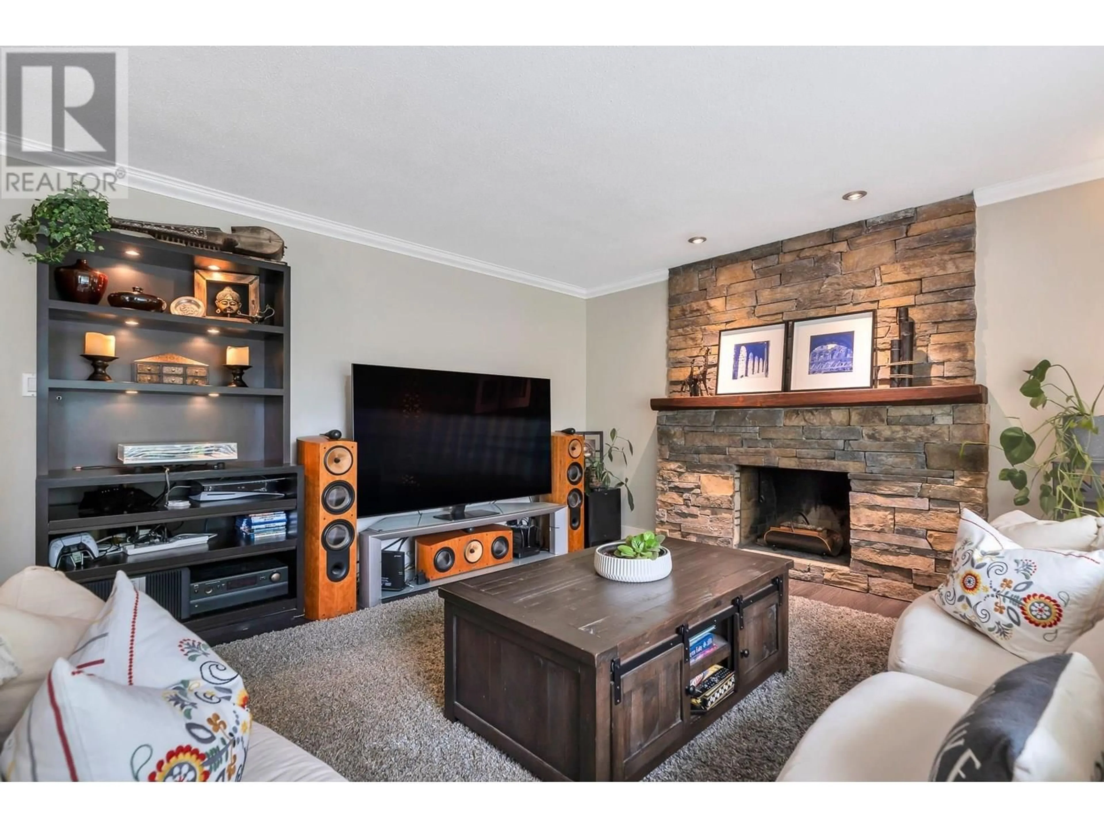 Home theater for 5029 6 AVENUE, Delta British Columbia V4M1L3
