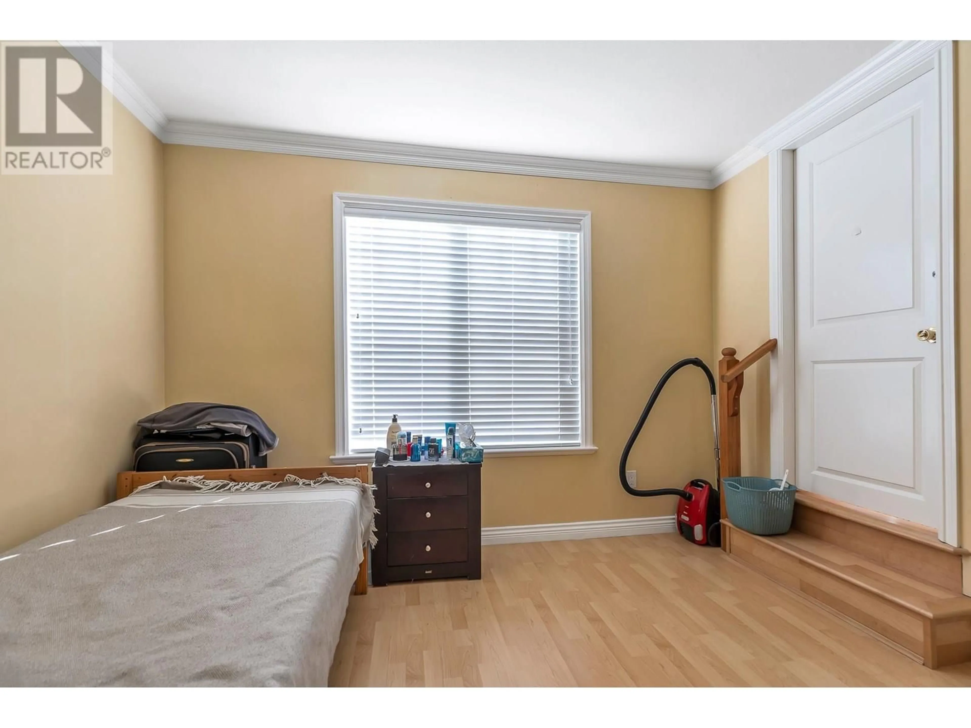 A pic of a room for 7531 OAK STREET, Vancouver British Columbia V6P4A4