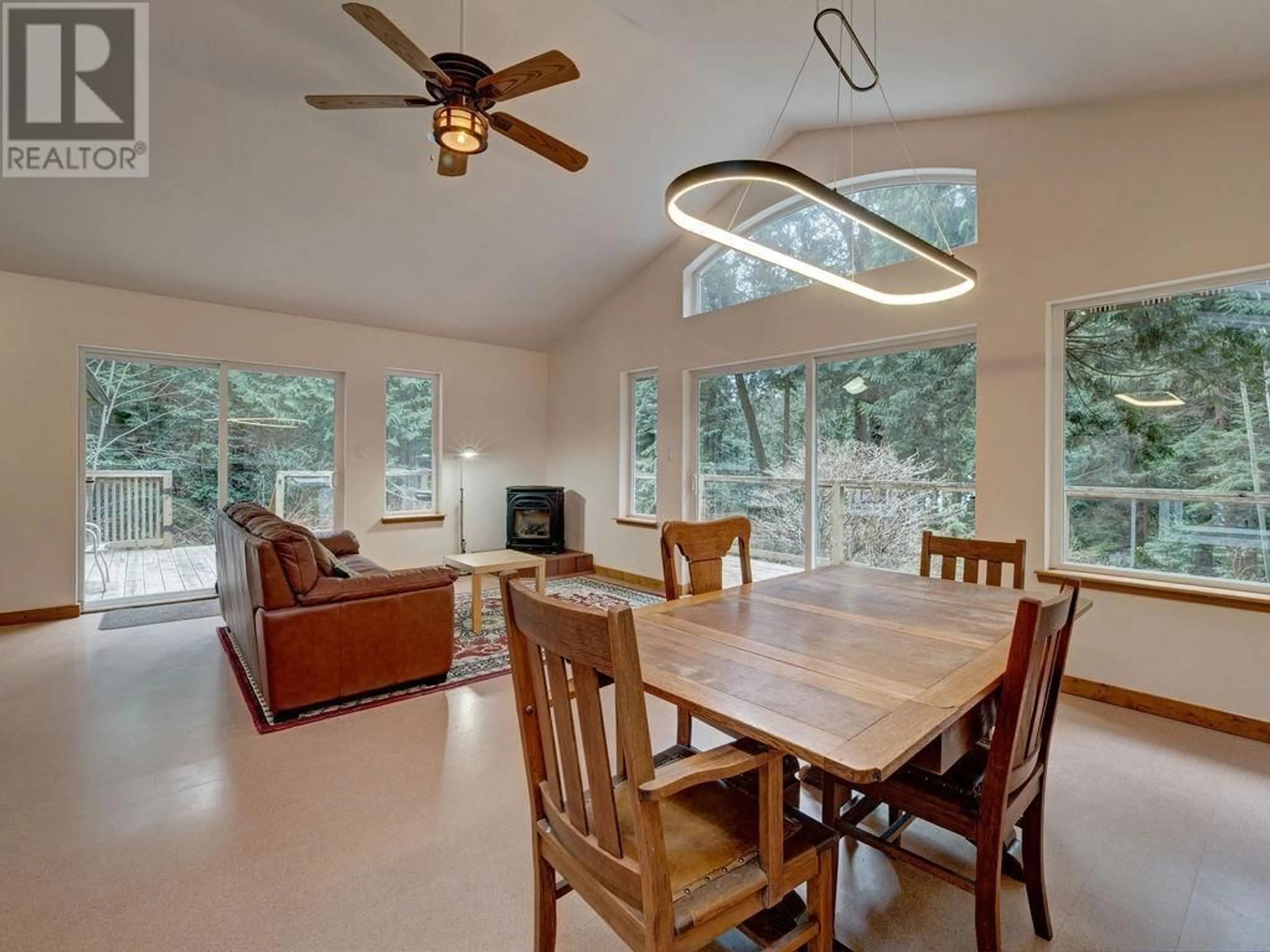 Dining room, unknown for 1028 BLACKBURN ROAD, Roberts Creek British Columbia V0N2W4
