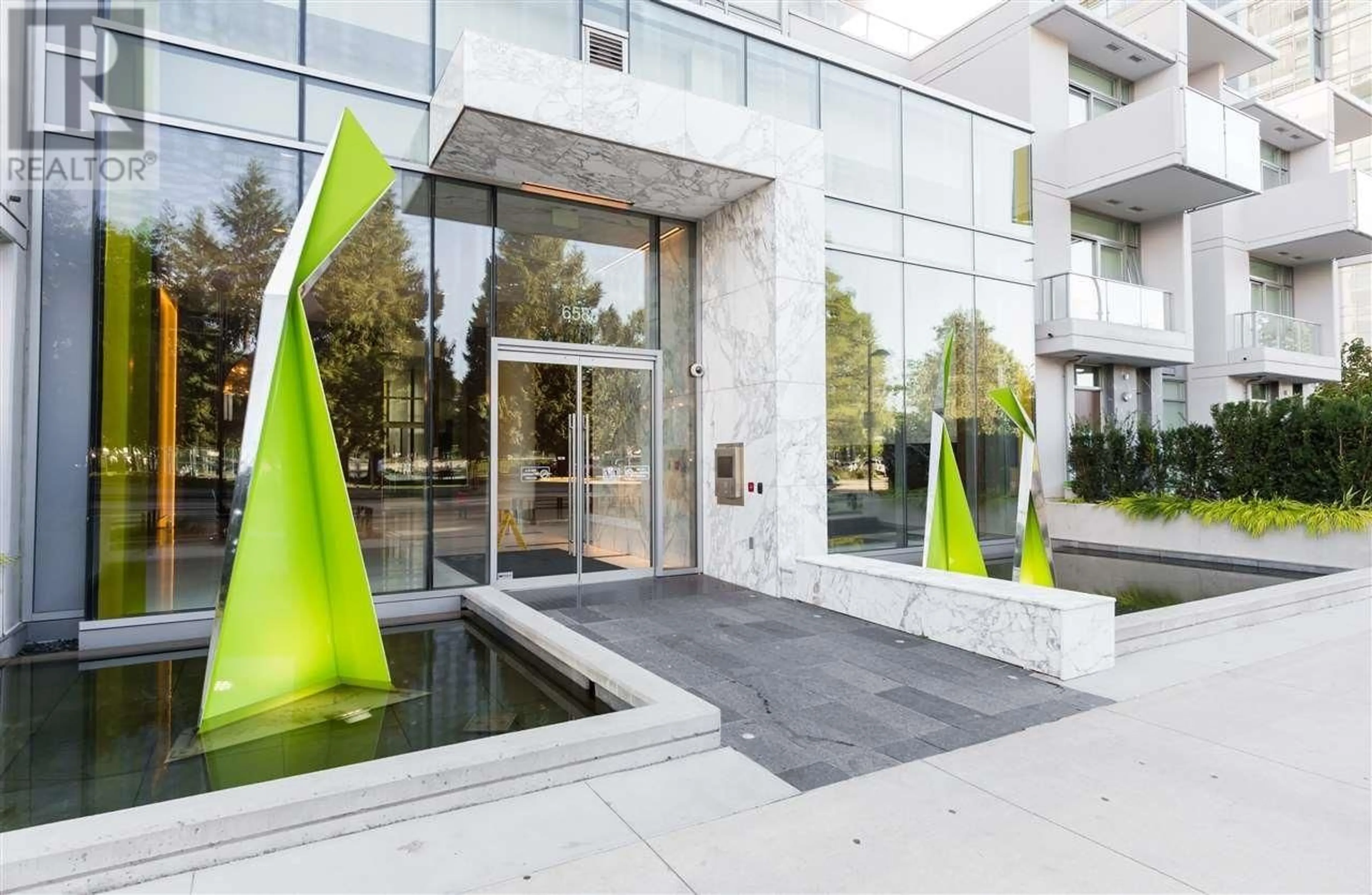 Indoor foyer for 3102 - 6588 NELSON AVENUE, Burnaby British Columbia V5H0E8