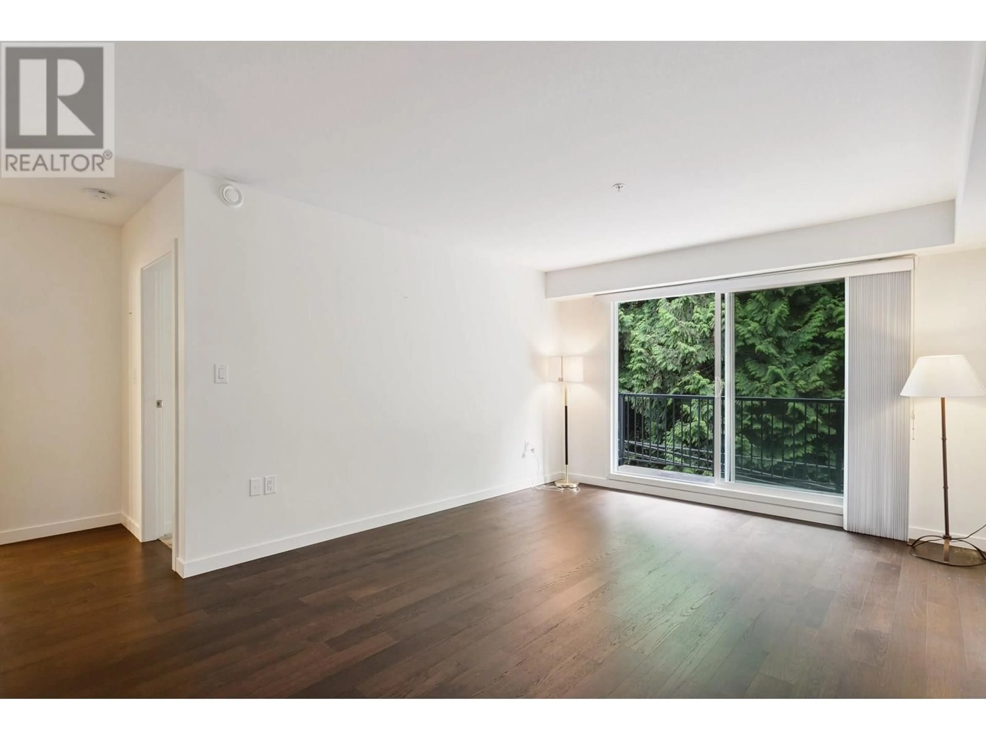 A pic of a room for 105 - 357 2ND STREET, North Vancouver British Columbia V7L1C6