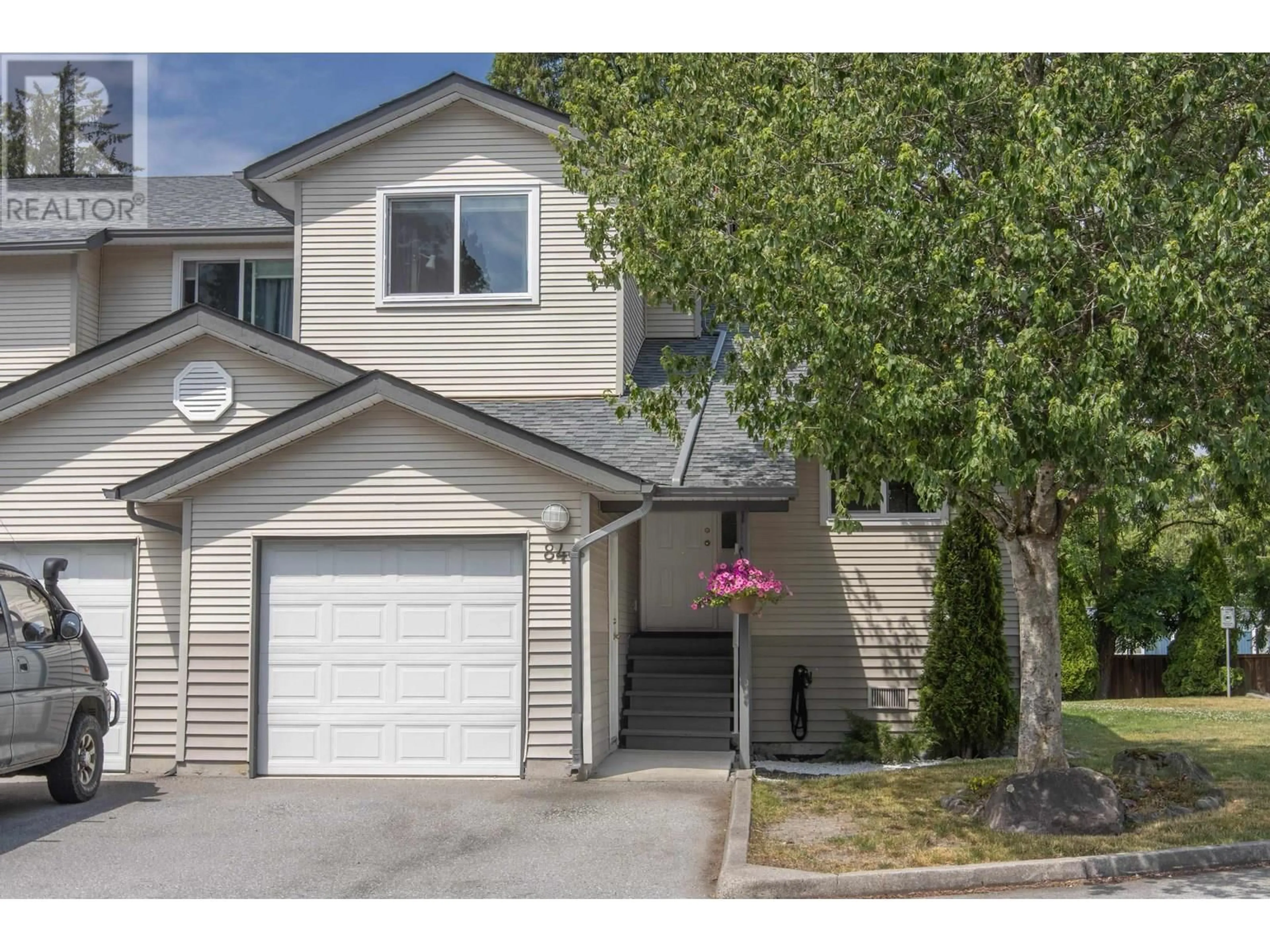 Home with vinyl exterior material, street for 84 - 39920 GOVERNMENT ROAD, Squamish British Columbia V8B0G5