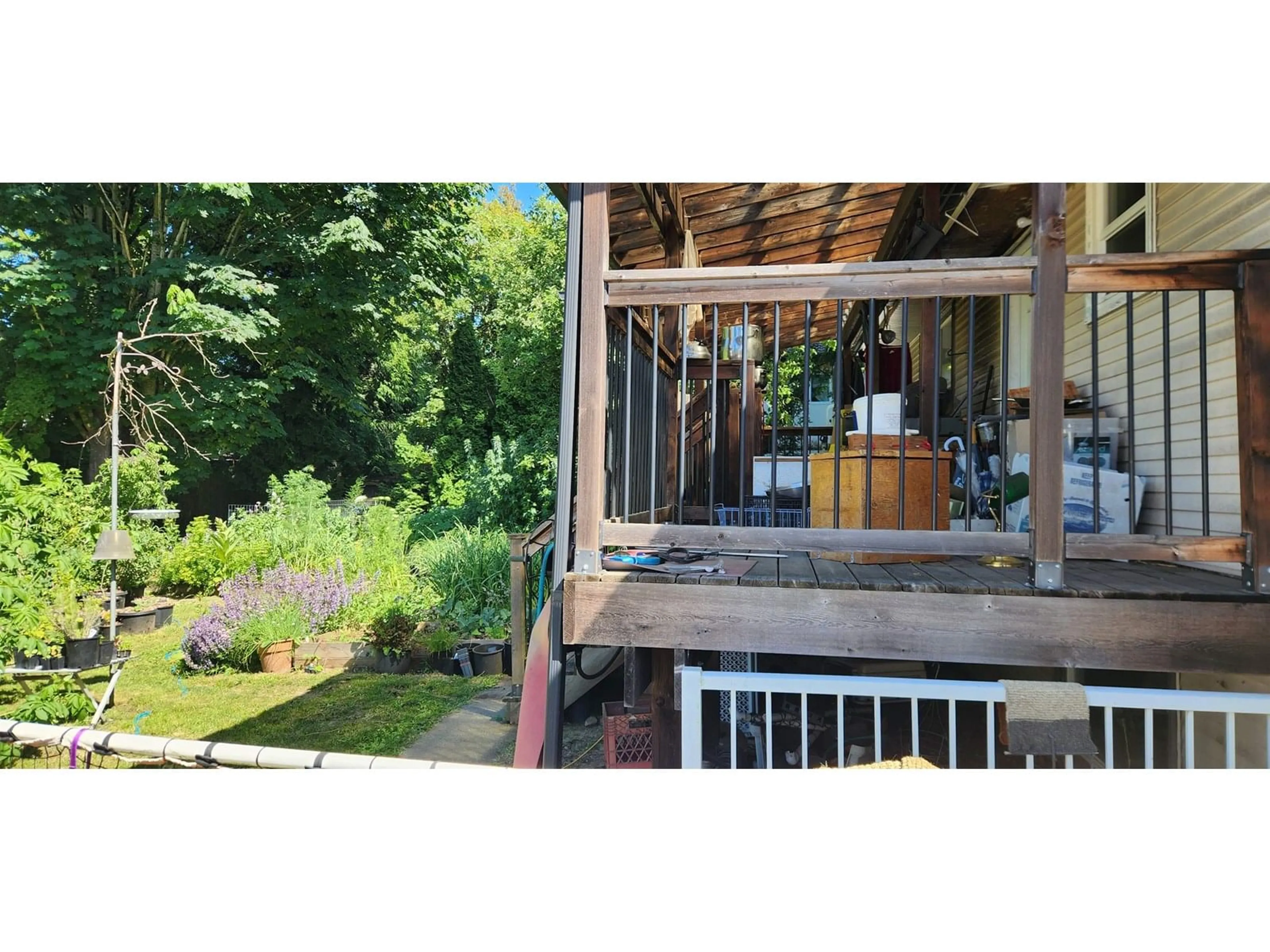 A pic from outside/outdoor area/front of a property/back of a property/a pic from drone, water/lake/river/ocean view for 8631 BROOKE, Delta British Columbia V4C4G2