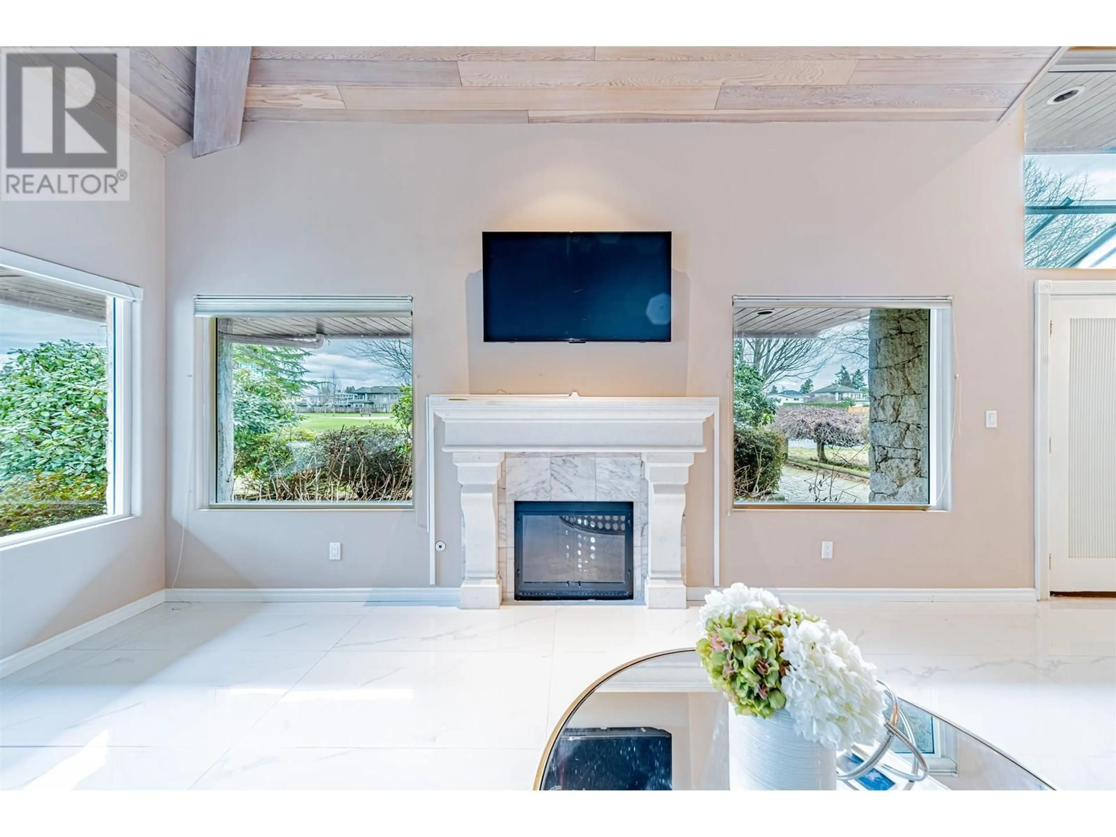Home theater for 7215 FROBISHER DRIVE, Richmond British Columbia V7C4P8