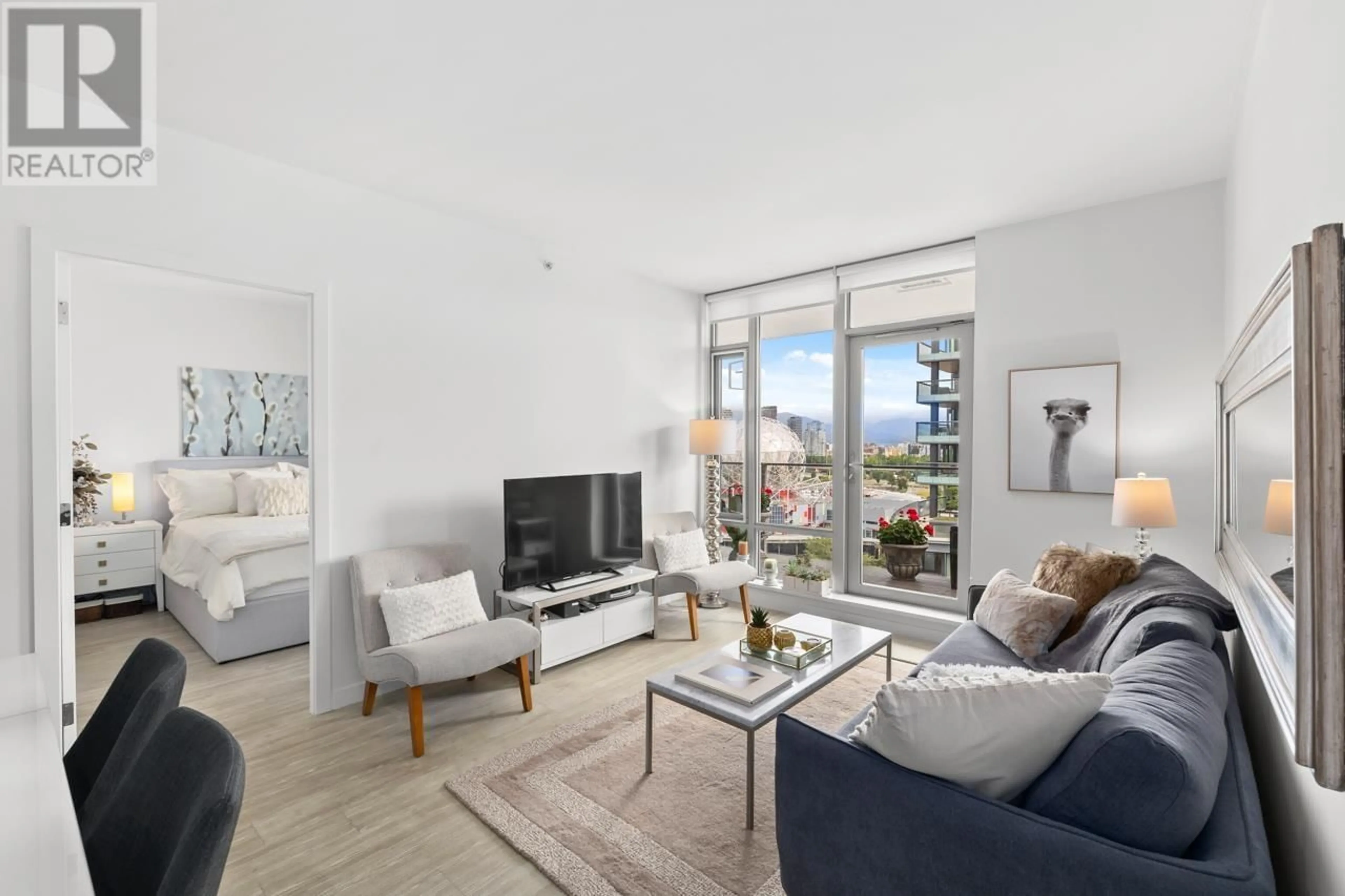 Living room with furniture, unknown for 1211 - 1661 QUEBEC STREET, Vancouver British Columbia V6A0H2