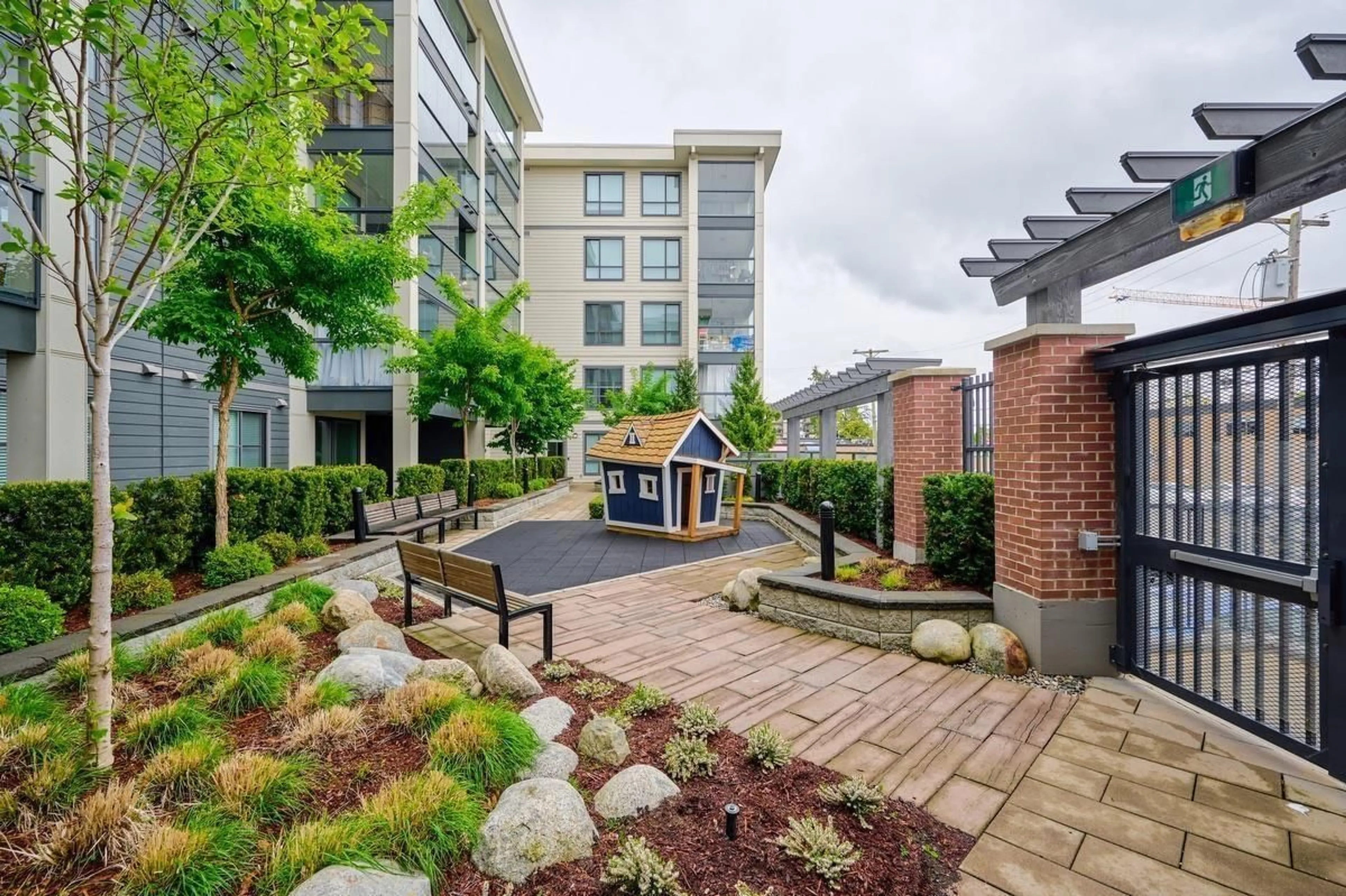 Patio, unknown for 313 - 5638 201A, Langley British Columbia V3A0L8