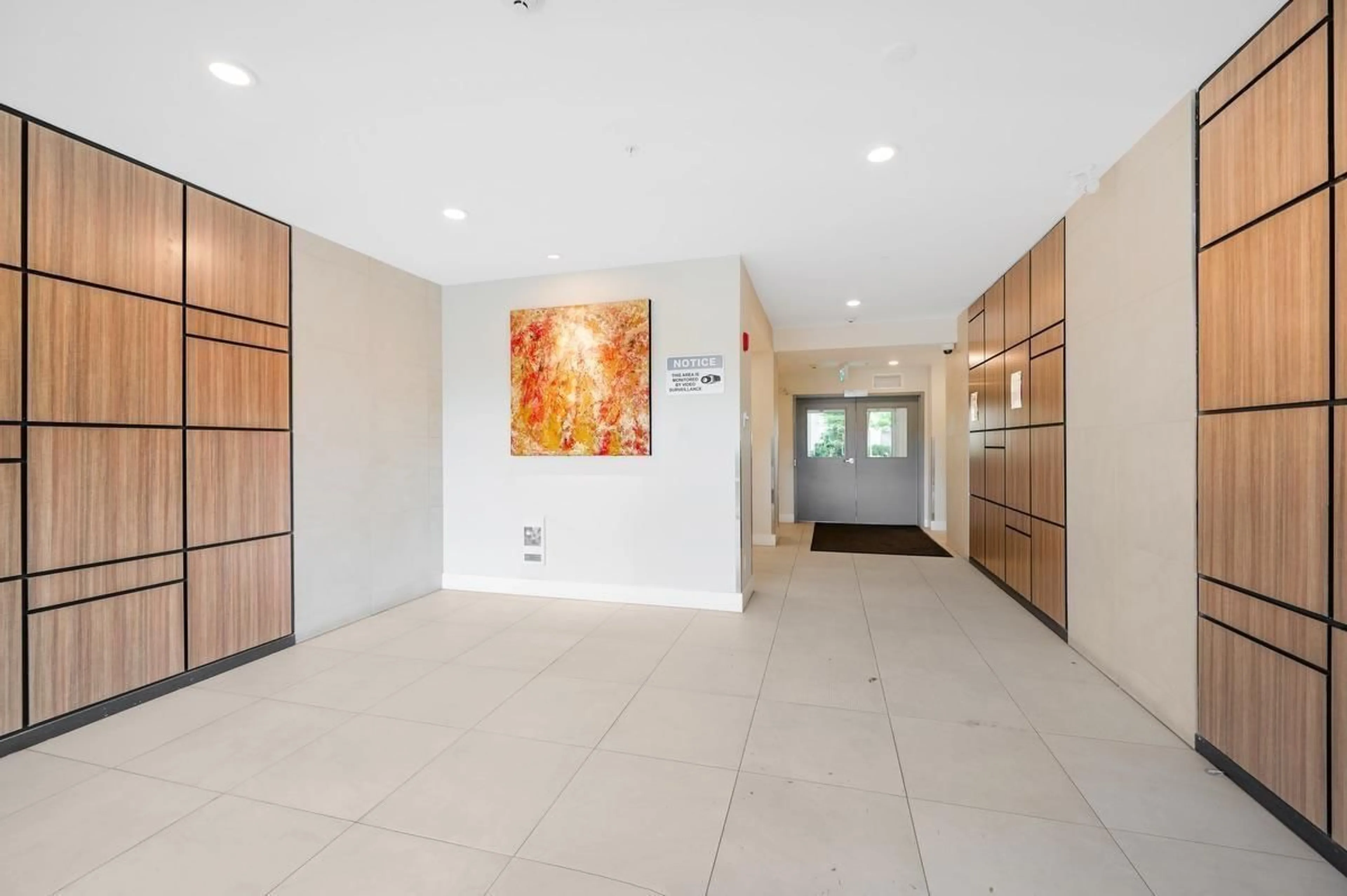 Indoor foyer for 313 - 5638 201A, Langley British Columbia V3A0L8
