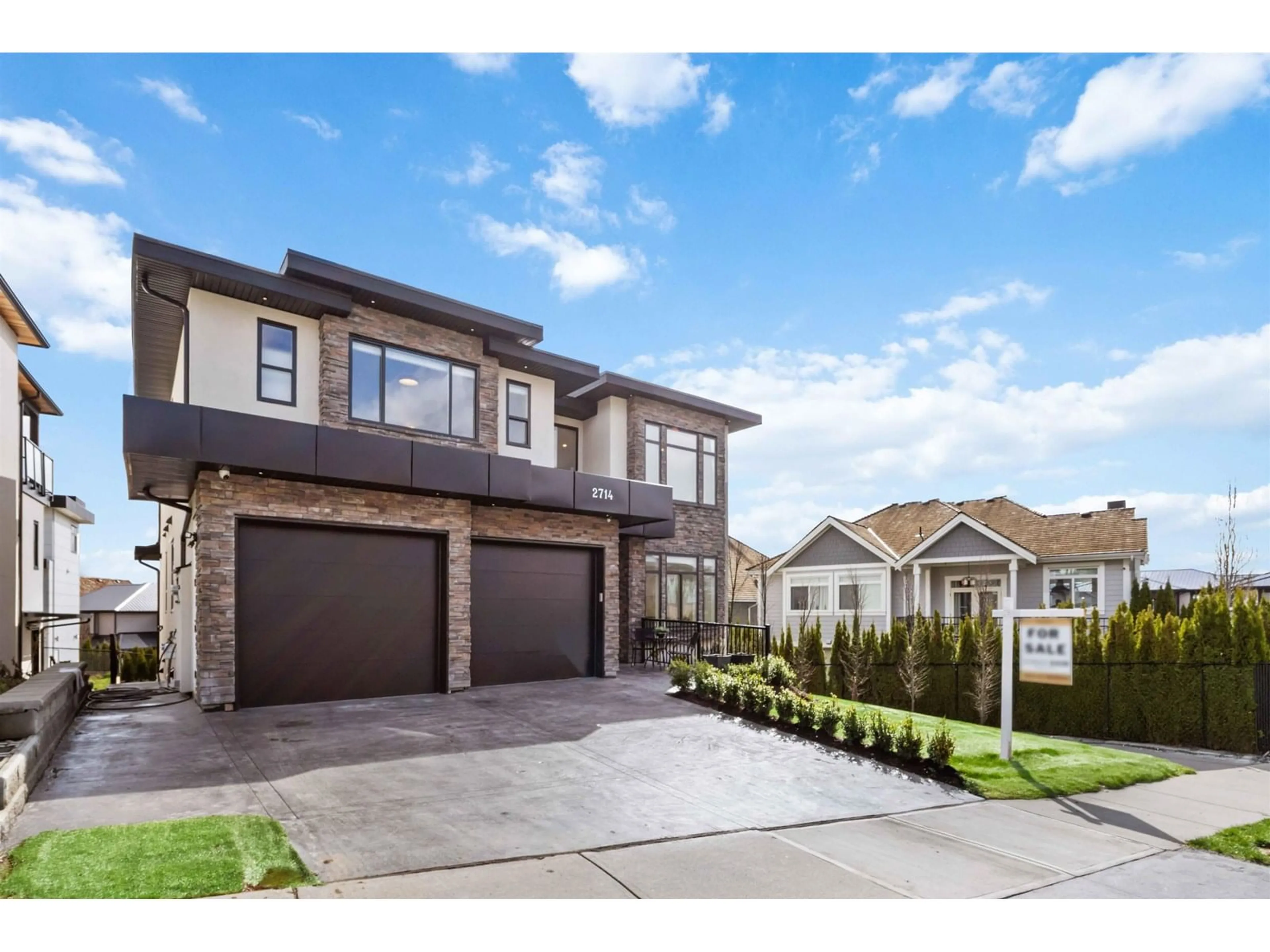 Home with brick exterior material, street for 2714 MONTANA, Abbotsford British Columbia V3G0G8