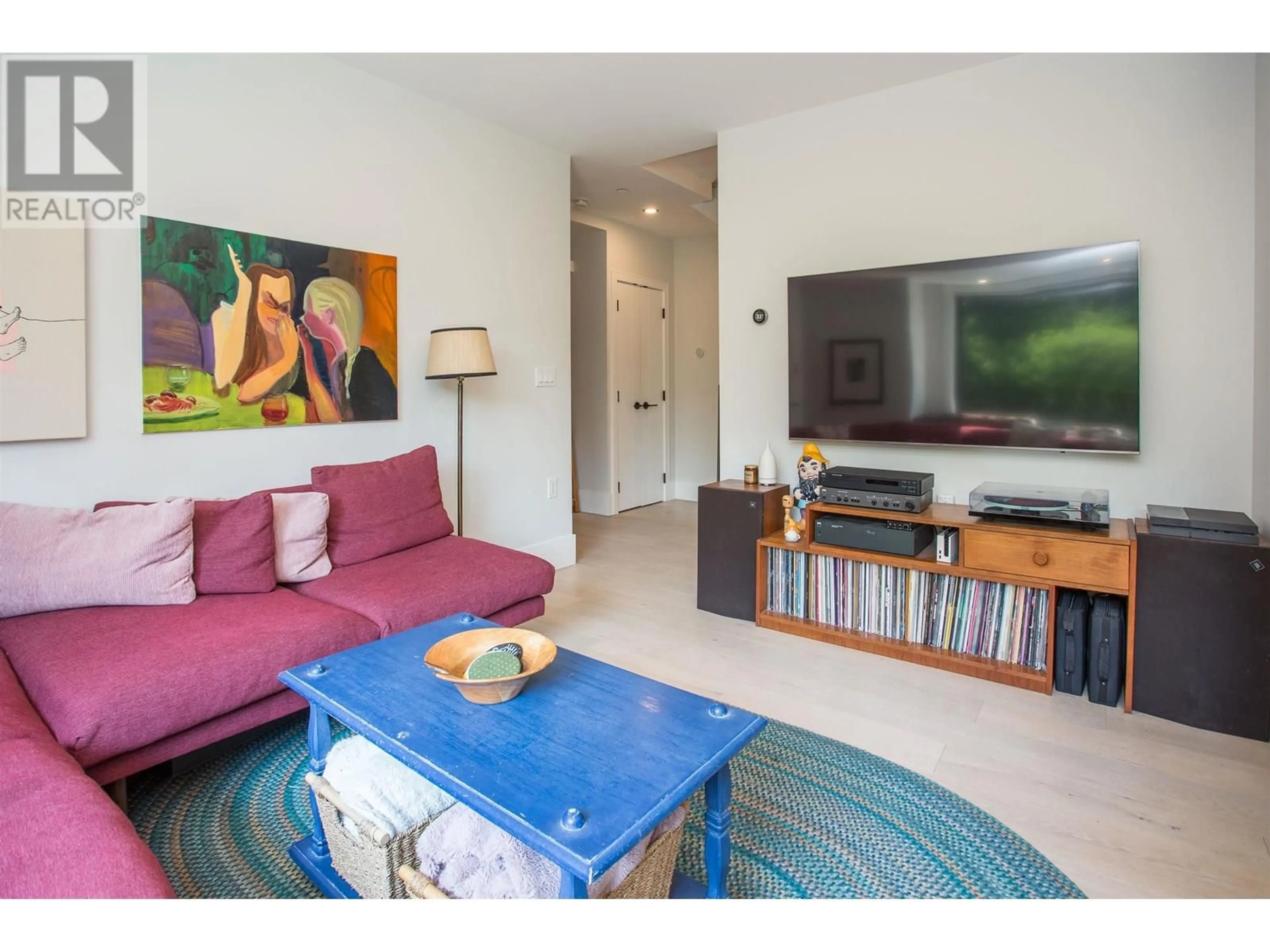 Living room with furniture, unknown for 2 - 1152 COMOX STREET, Vancouver British Columbia V6E1K5