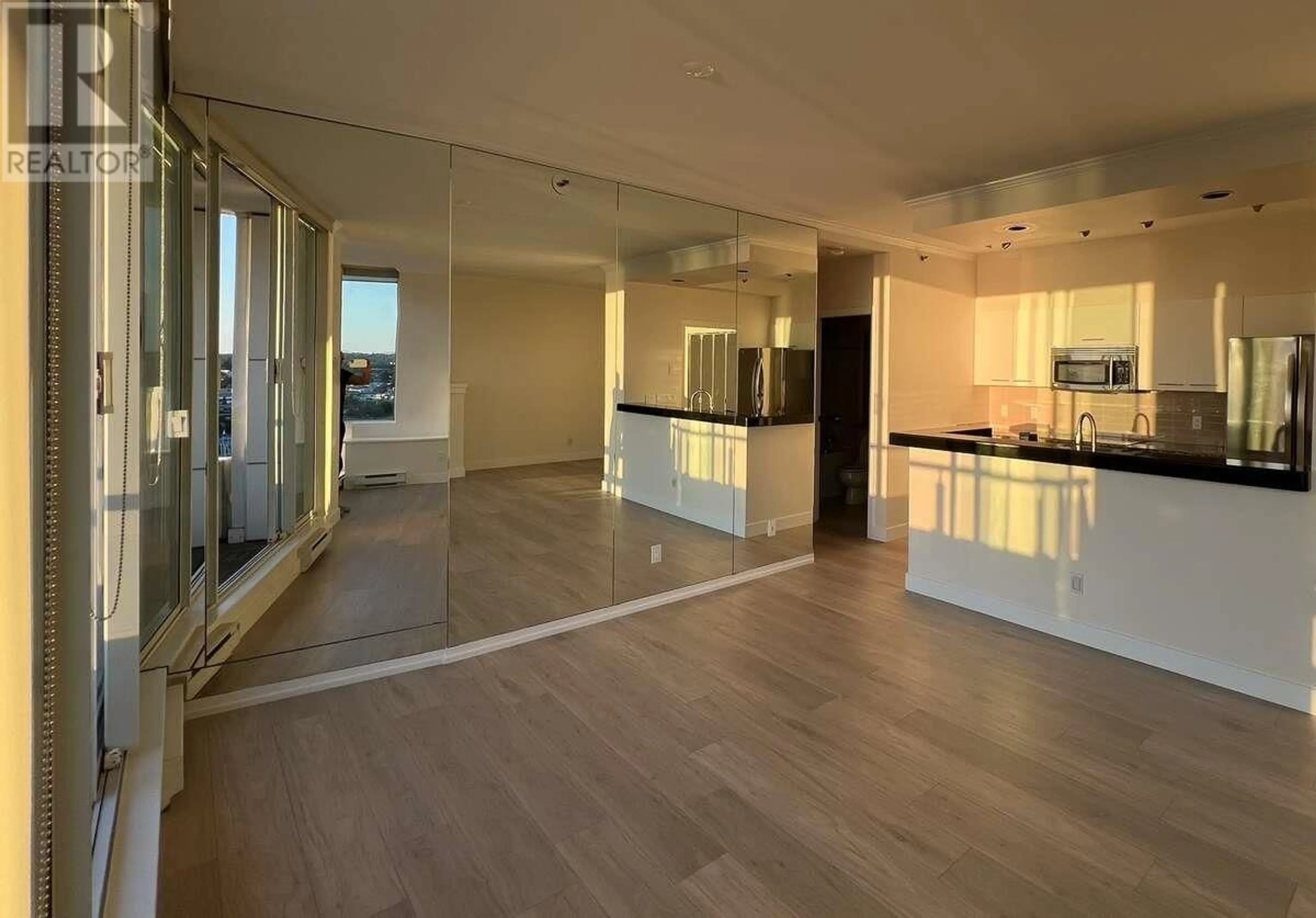 Open concept kitchen, unknown for 2204 - 1500 HORNBY STREET, Vancouver British Columbia V6Z2R1