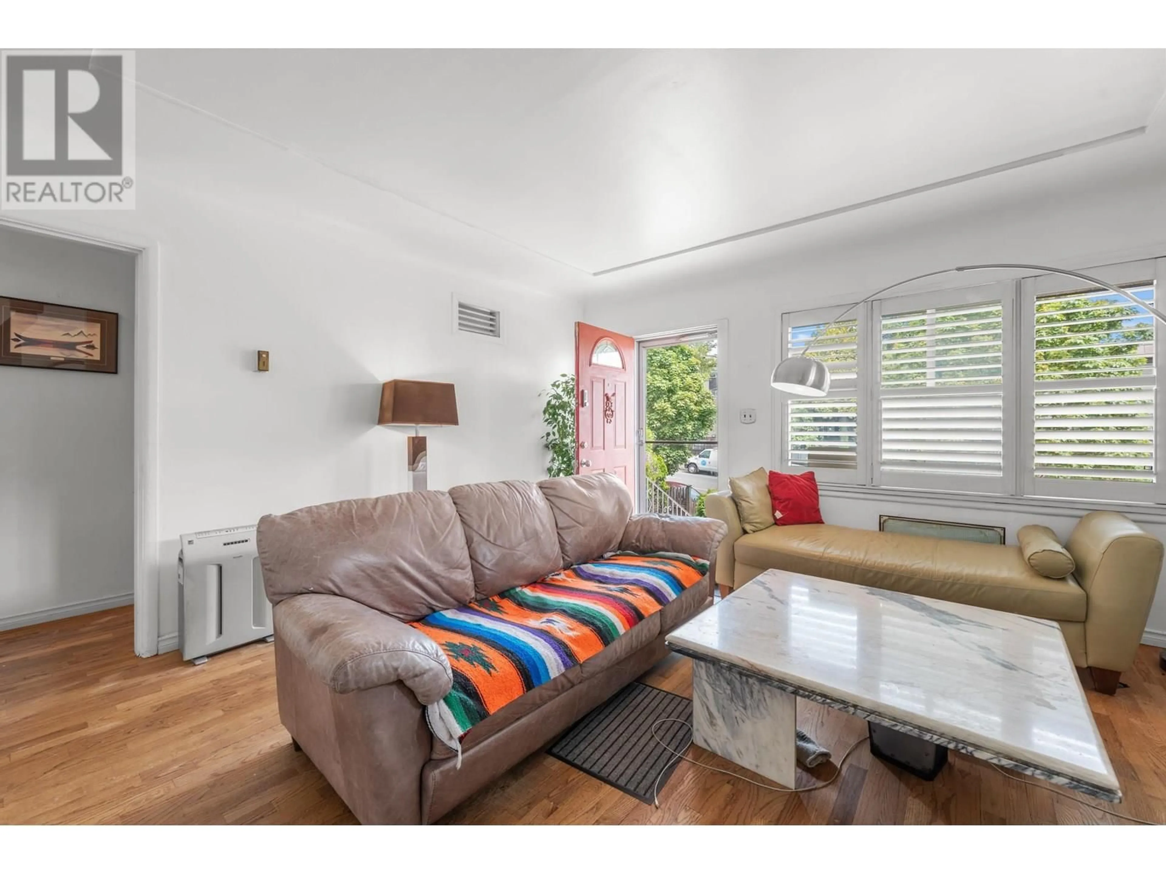 Living room with furniture, unknown for 7429 FRASER STREET, Vancouver British Columbia V5X3W3