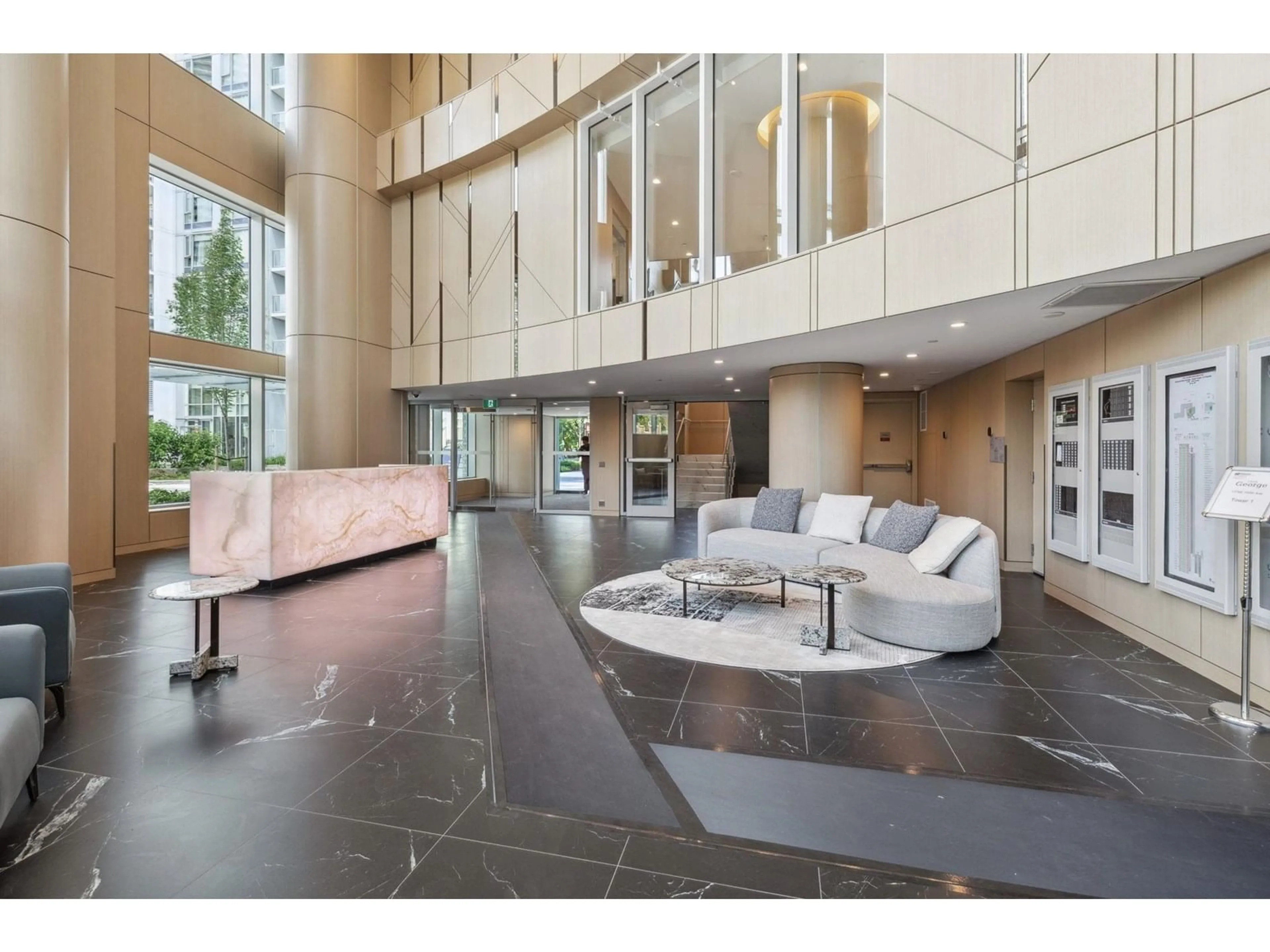 Lobby for 3804 - 13768 100, Surrey British Columbia V3T0V2