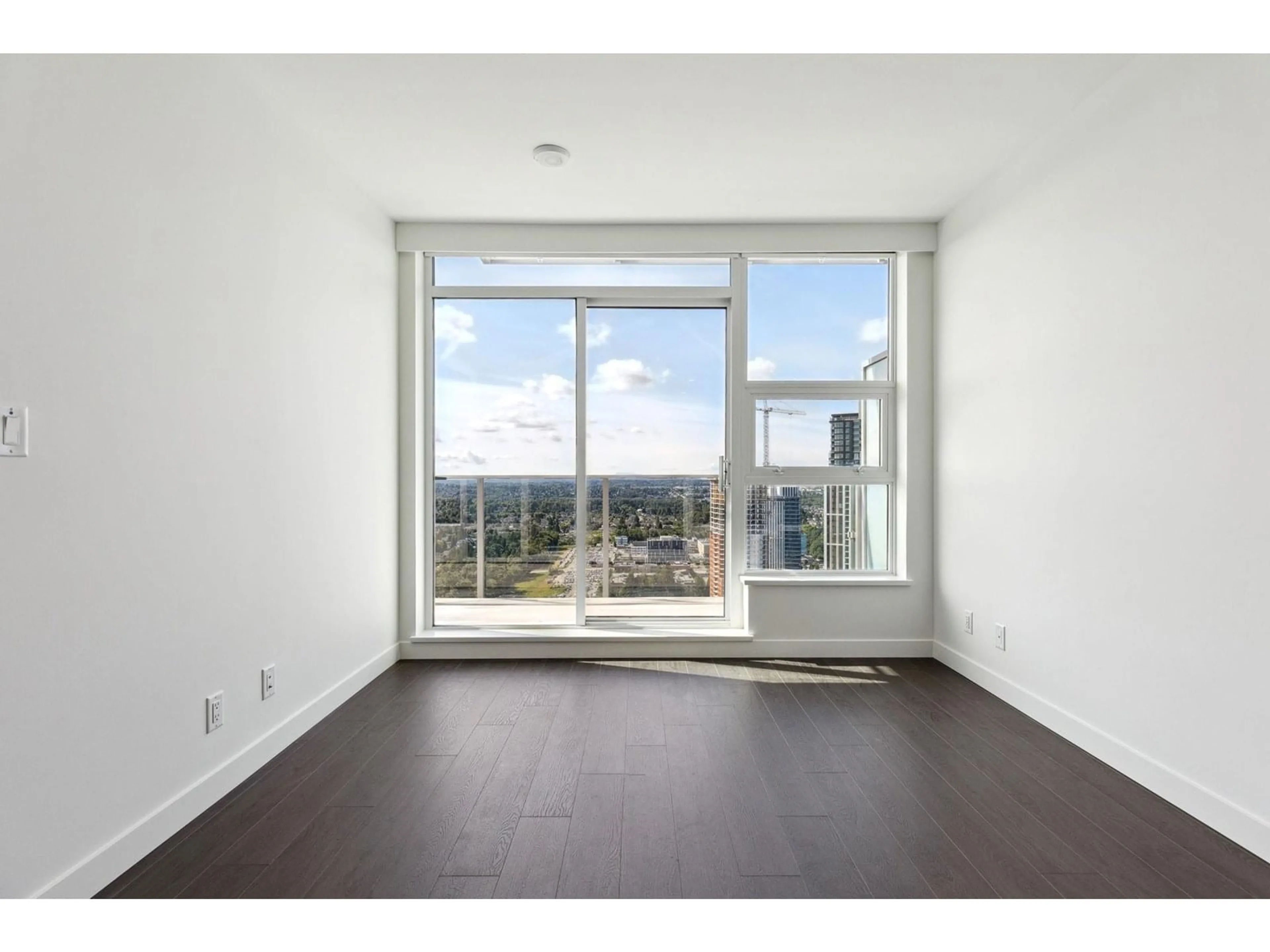 A pic of a room for 3804 - 13768 100, Surrey British Columbia V3T0V2